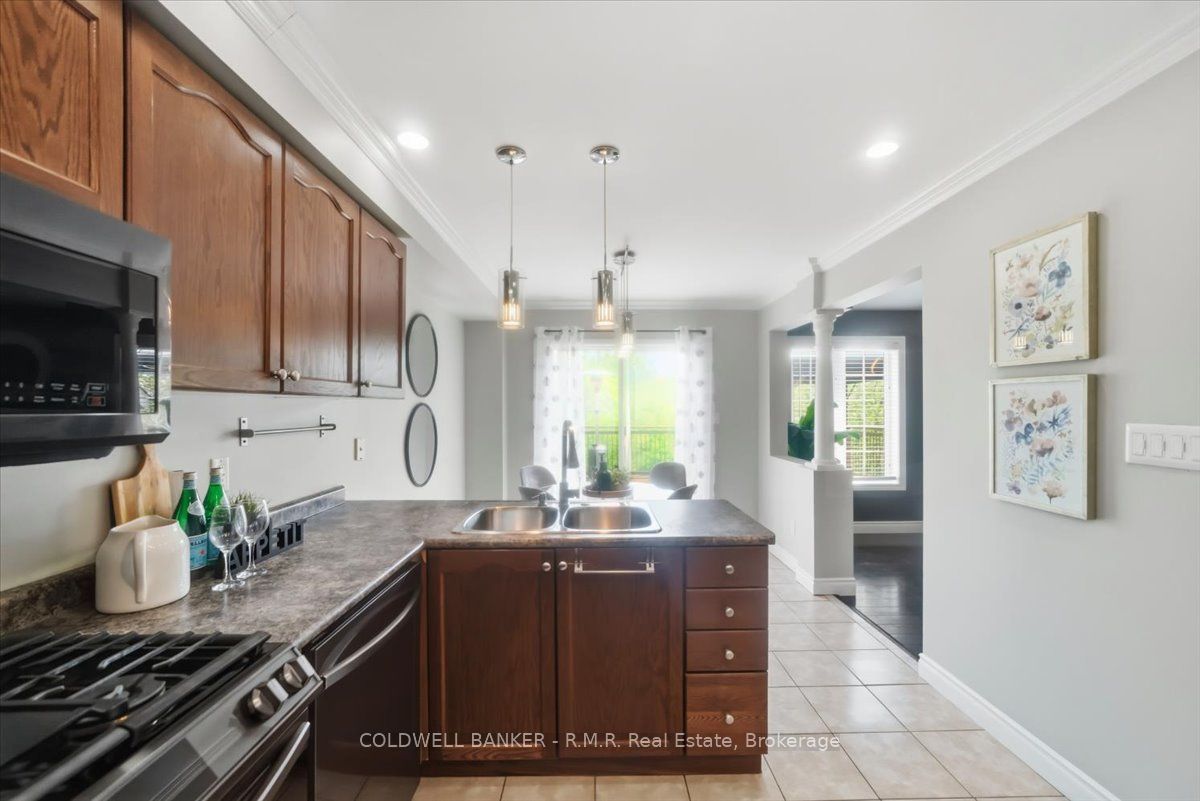 45 Angier Crescent Property Photo 12