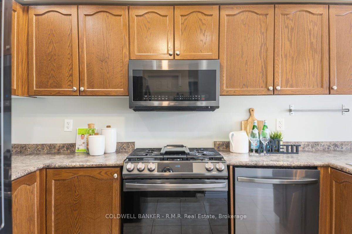 45 Angier Crescent Property Photo 13