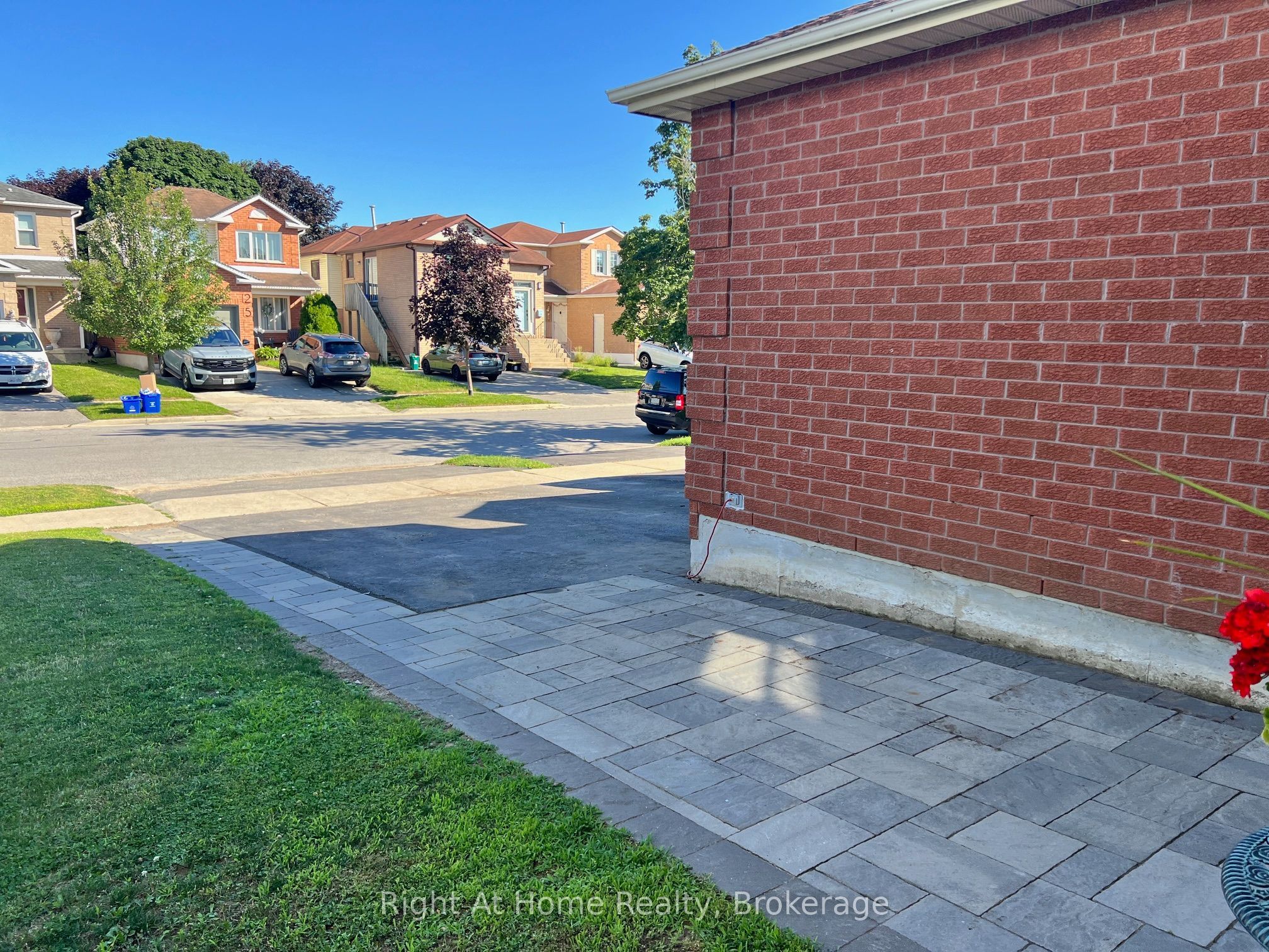26 Moyse Drive Property Photo 3