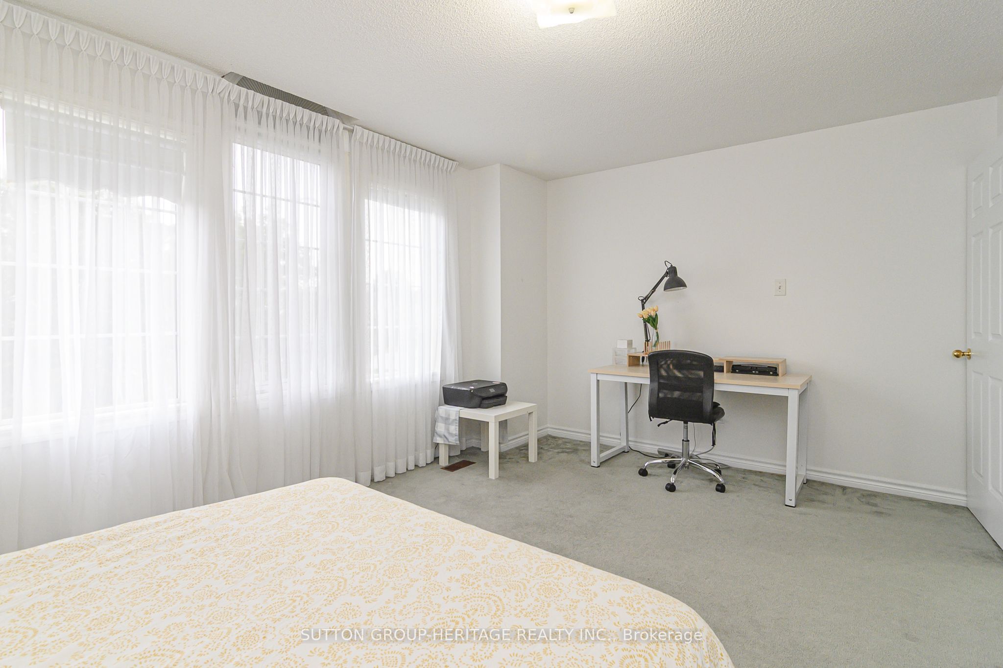 4 Divine Drive Property Photo 32
