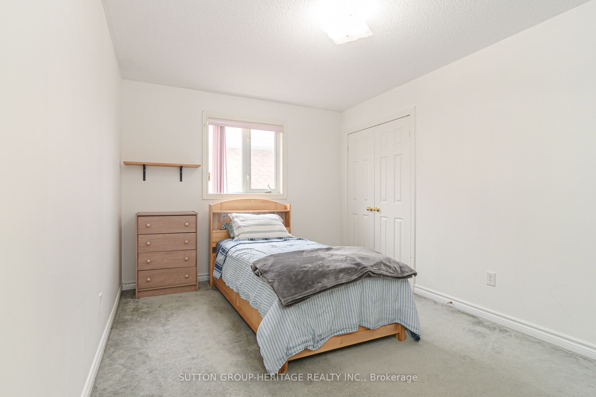 4 Divine Drive Property Photo 37