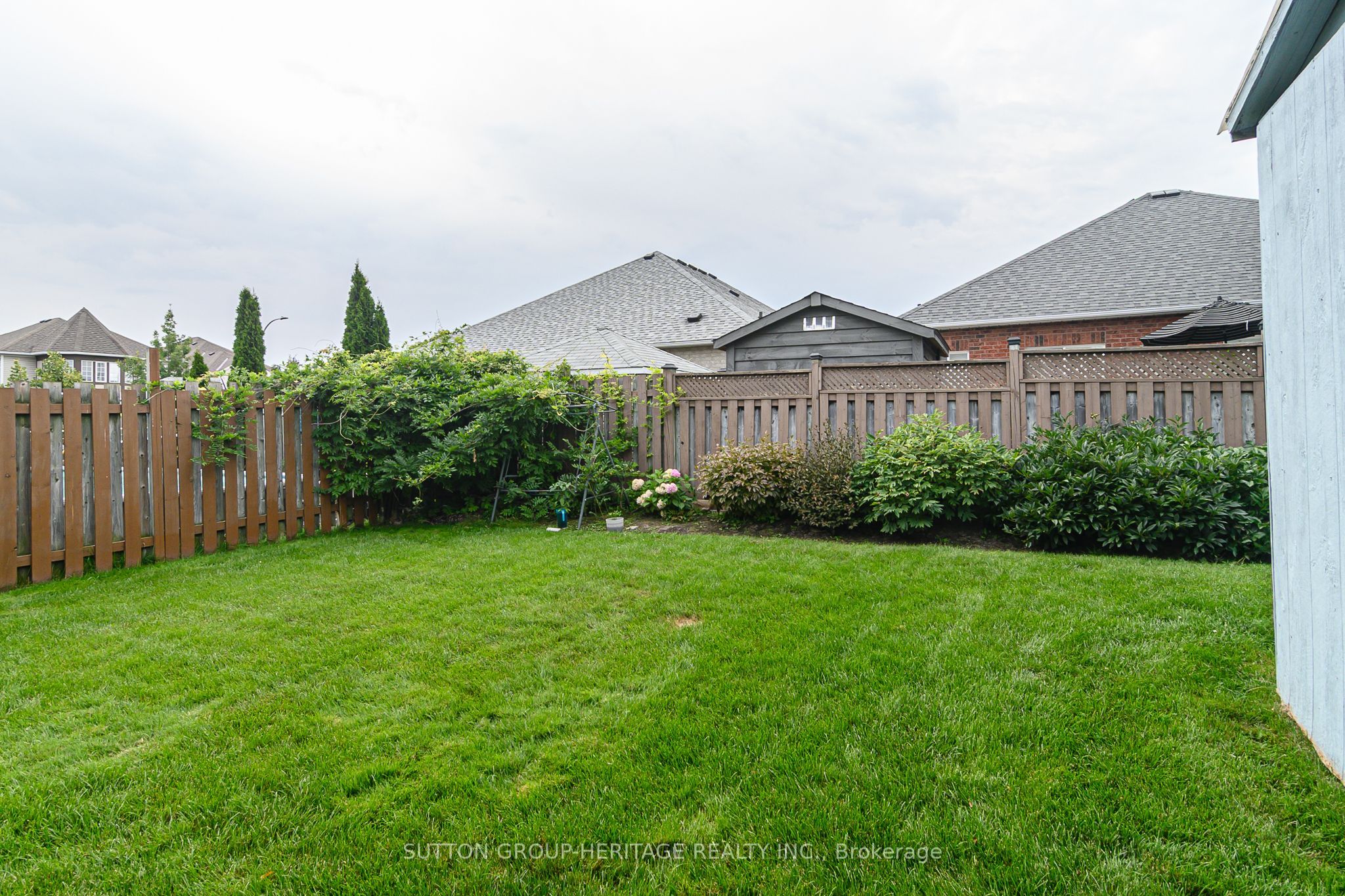 4 Divine Drive Property Photo 45