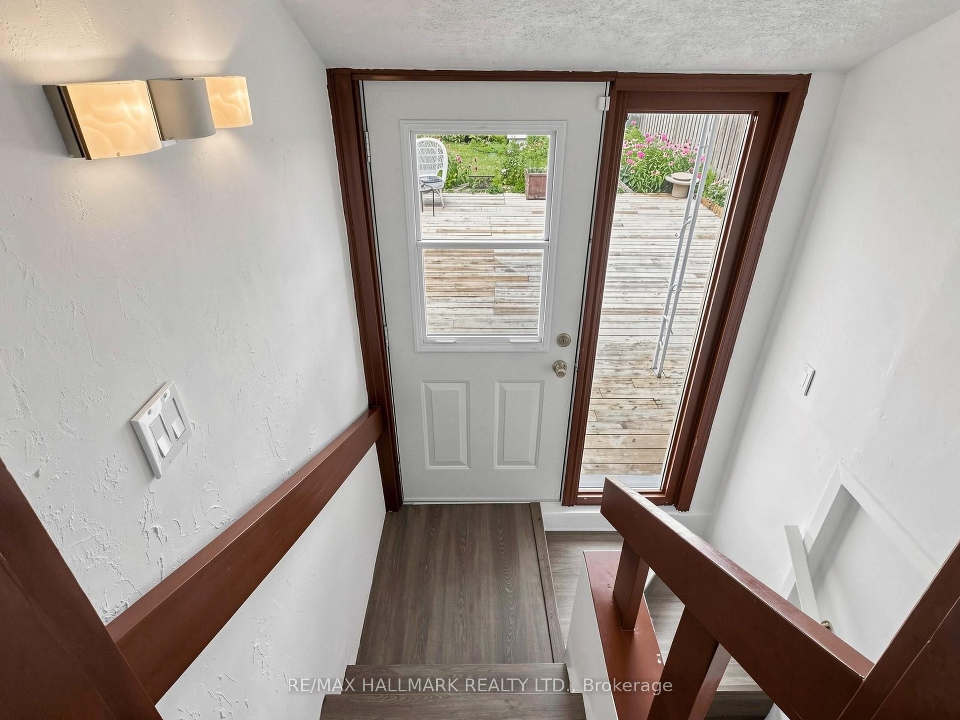 182 Holborne Avenue Property Photo 14