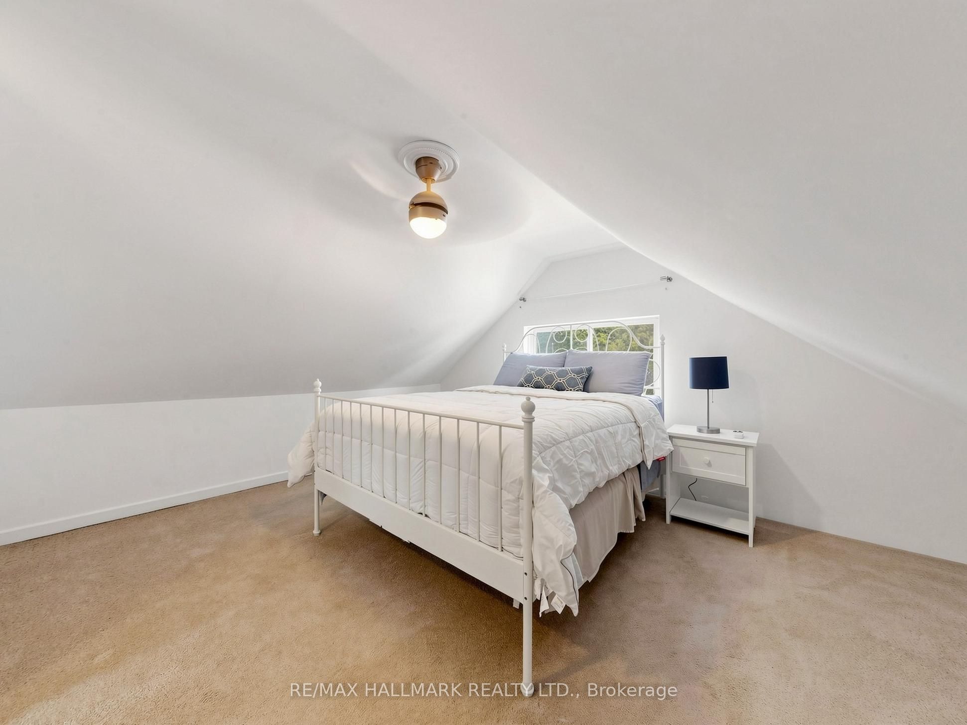 182 Holborne Avenue Property Photo 16