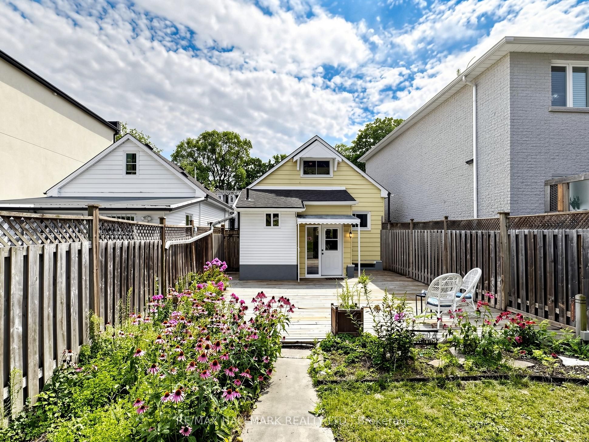 182 Holborne Avenue Property Photo 31