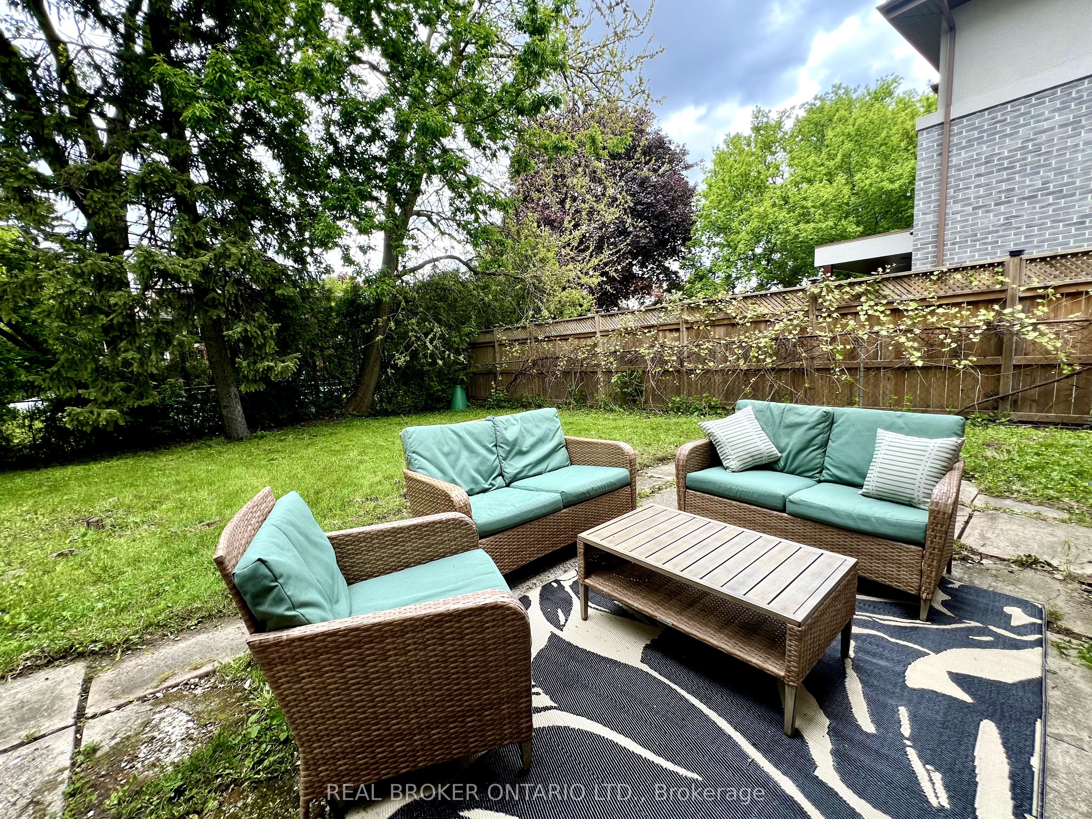 51 Castlemere Crescent Property Photo 25