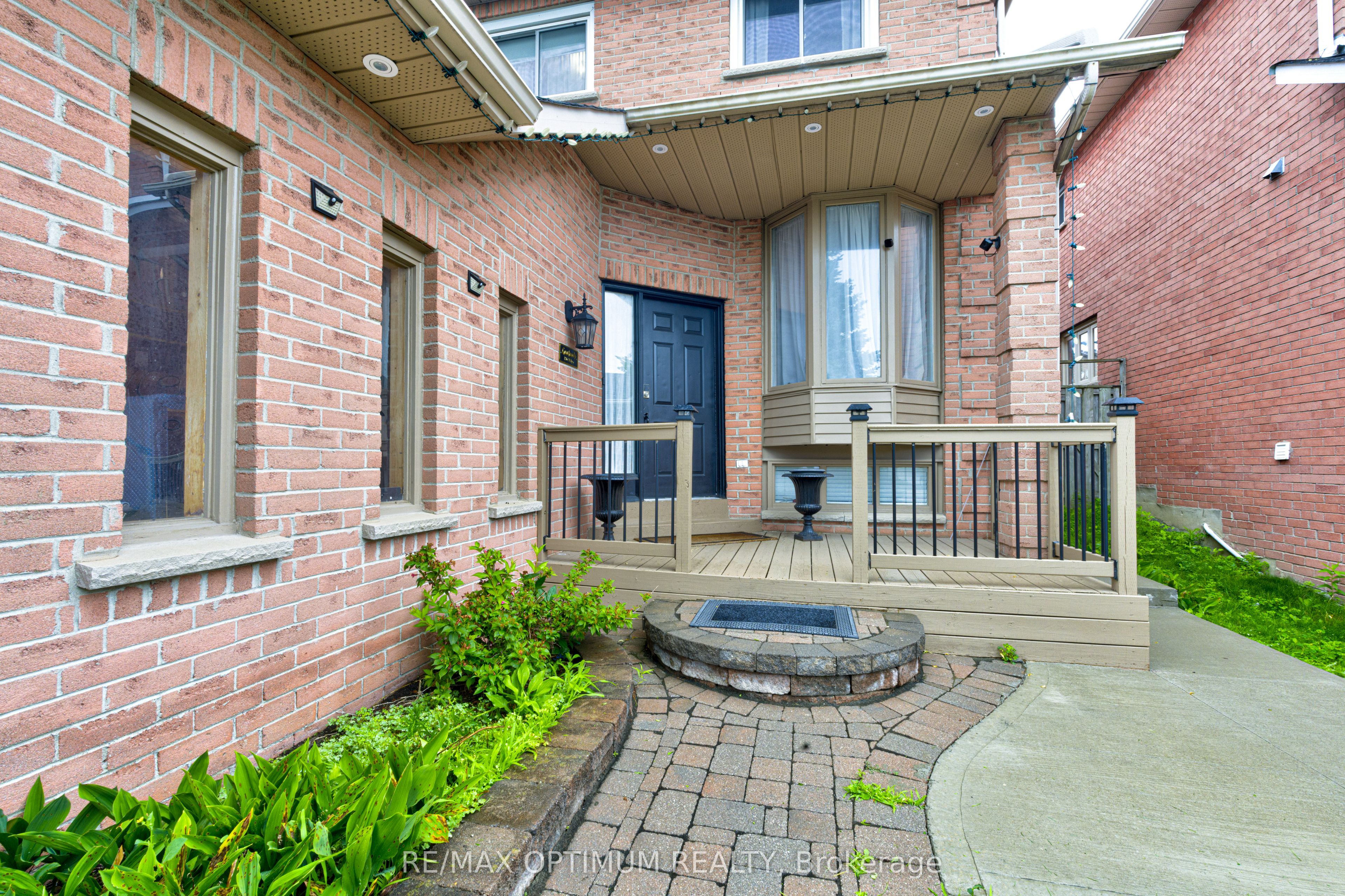 11 Murkar Crescent Property Photo 4