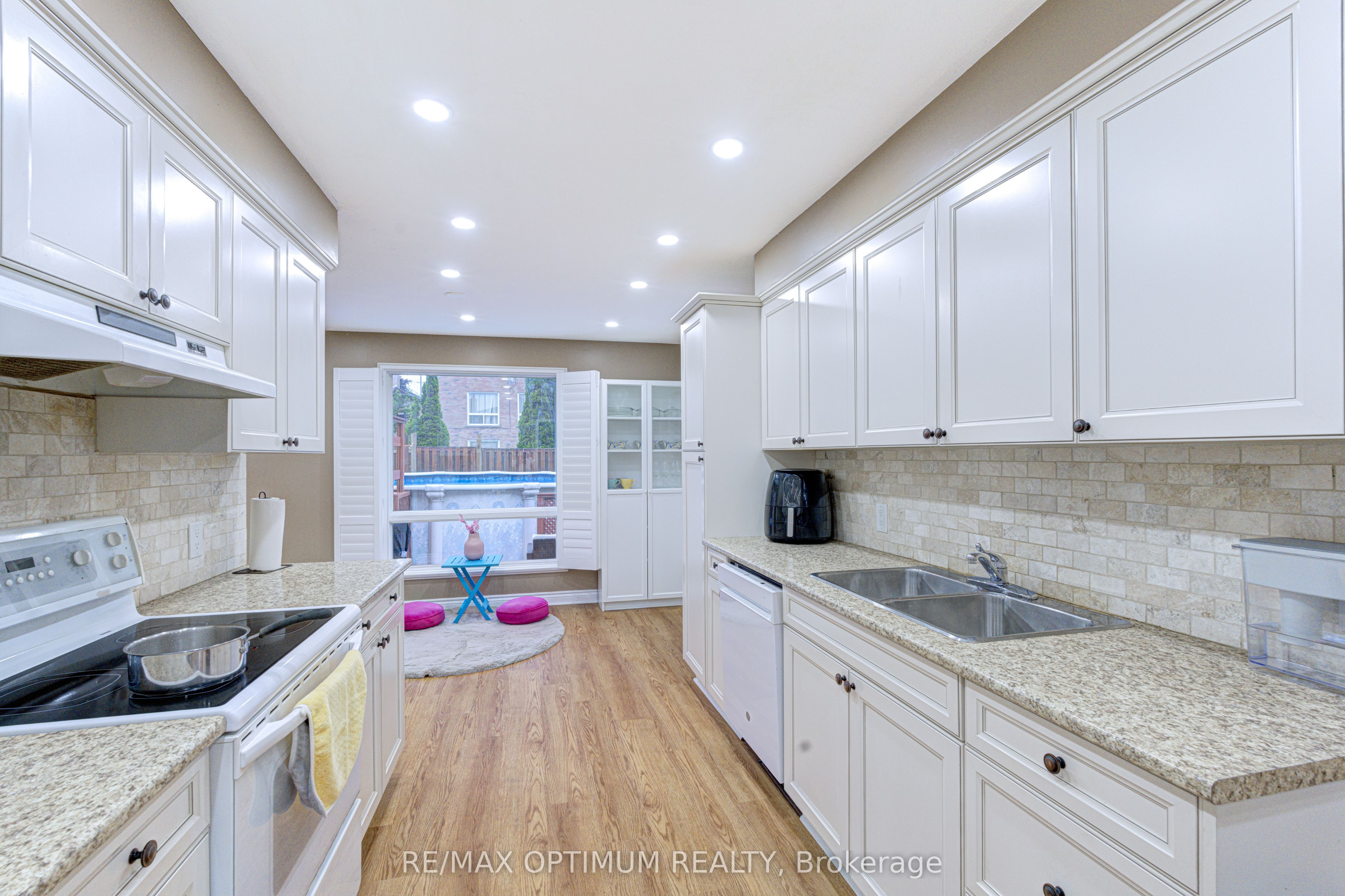 11 Murkar Crescent Property Photo 17