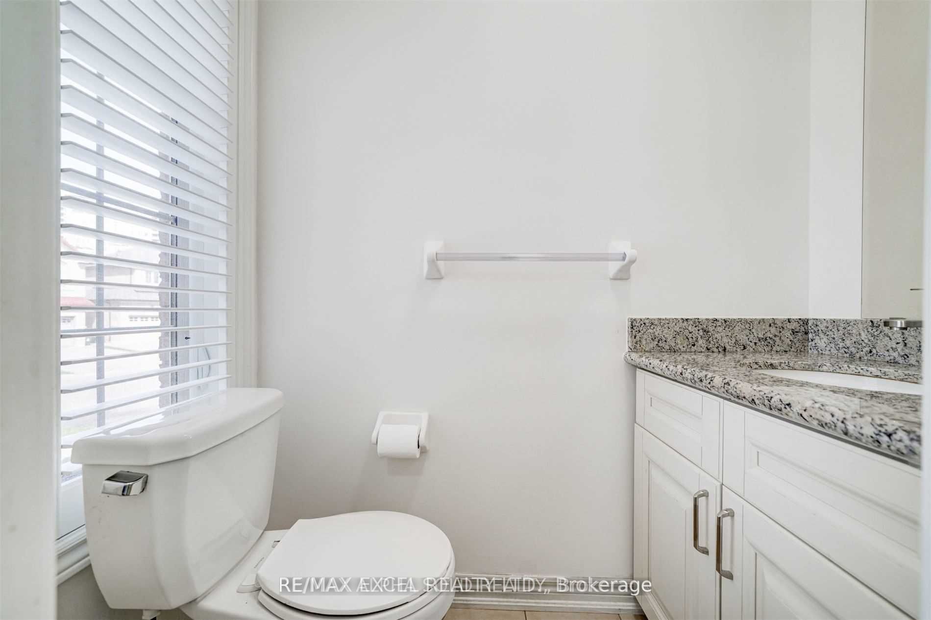 67 Alvin Curling Crescent Property Photo 20