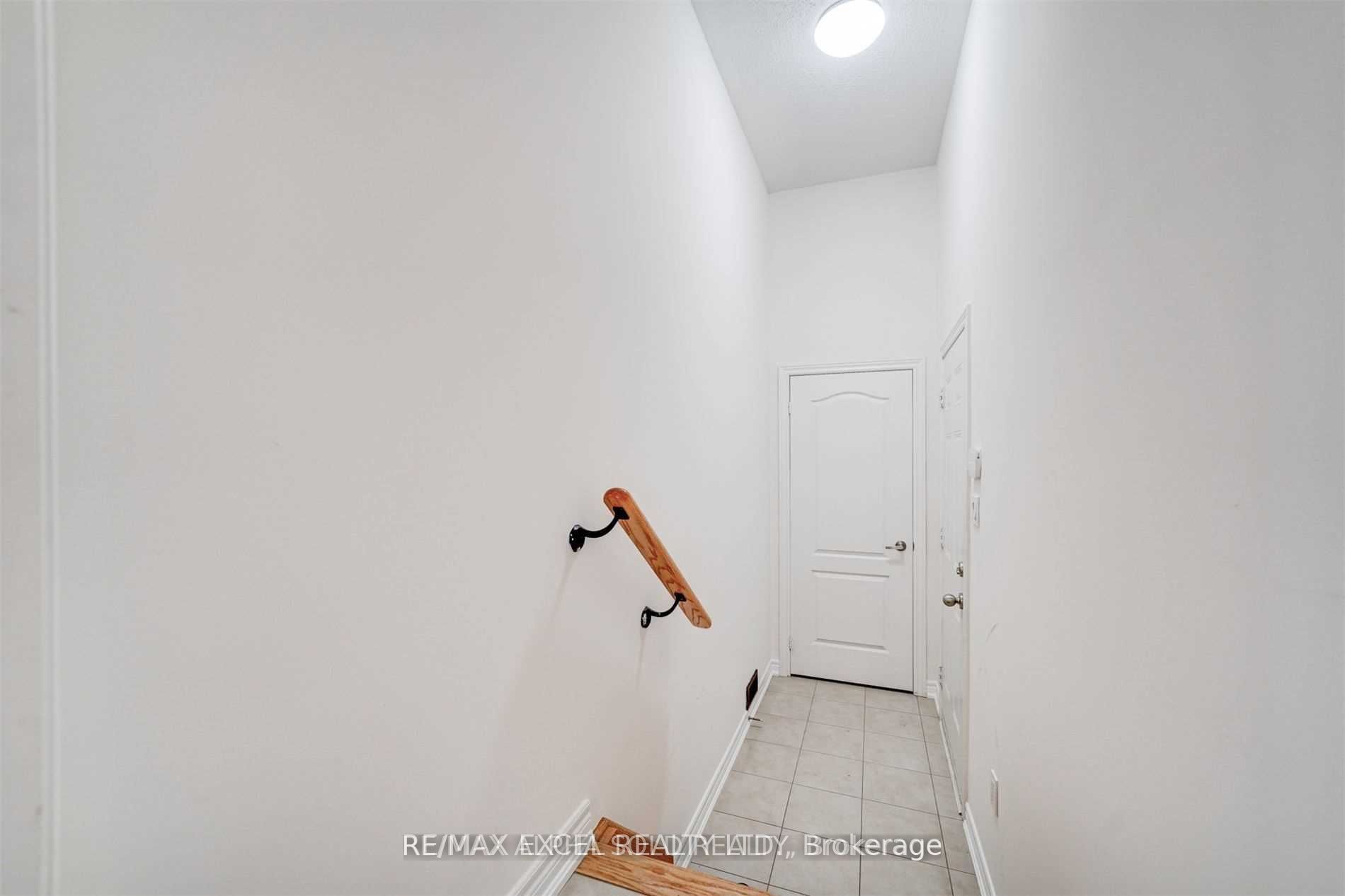 67 Alvin Curling Crescent Property Photo 21