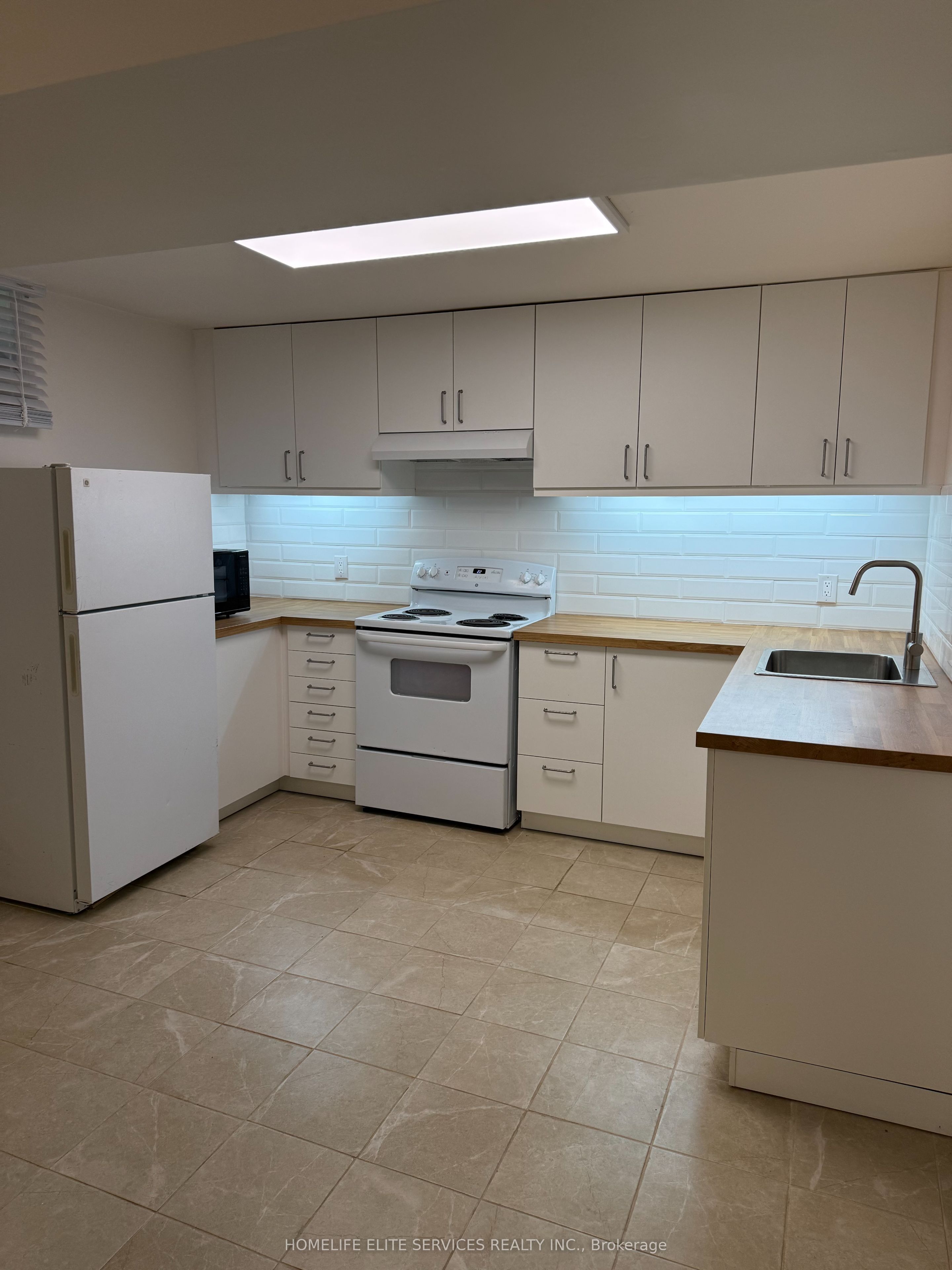 32 Heaver Drive Property Photo 4
