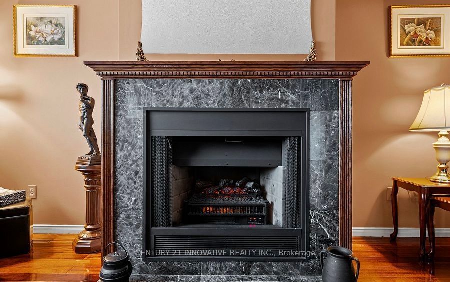 915 Catskill Drive E Property Photo 13