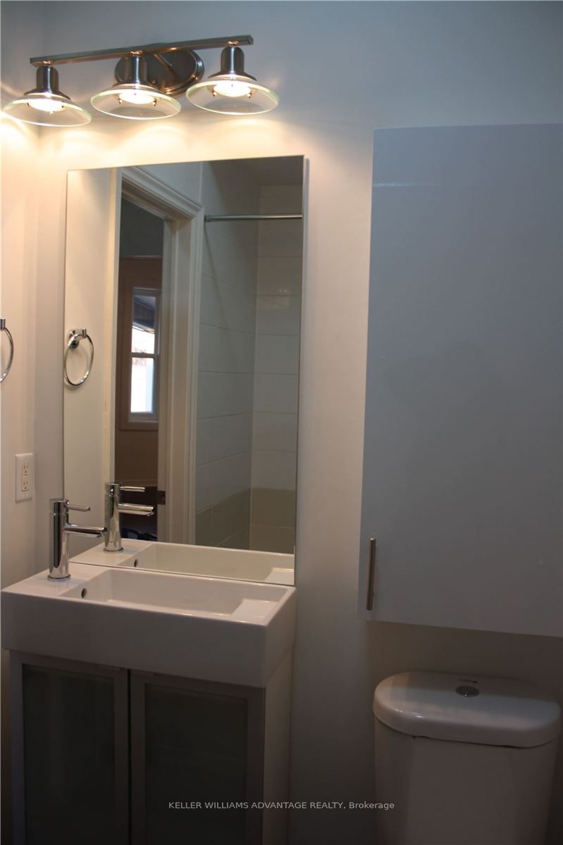 238 Highfield Road Unit A Property Photo 8