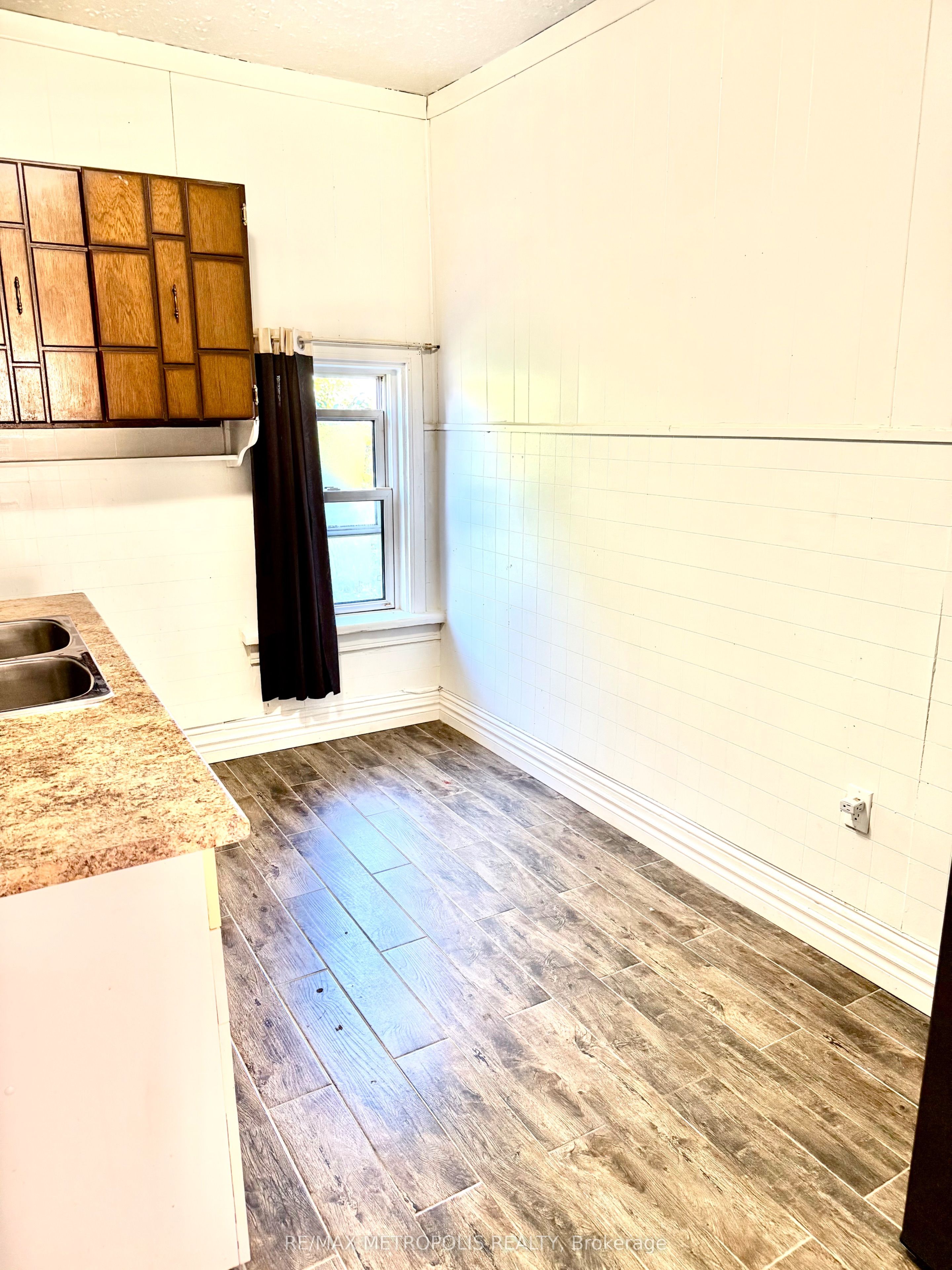 175 Celina Street Property Photo 27