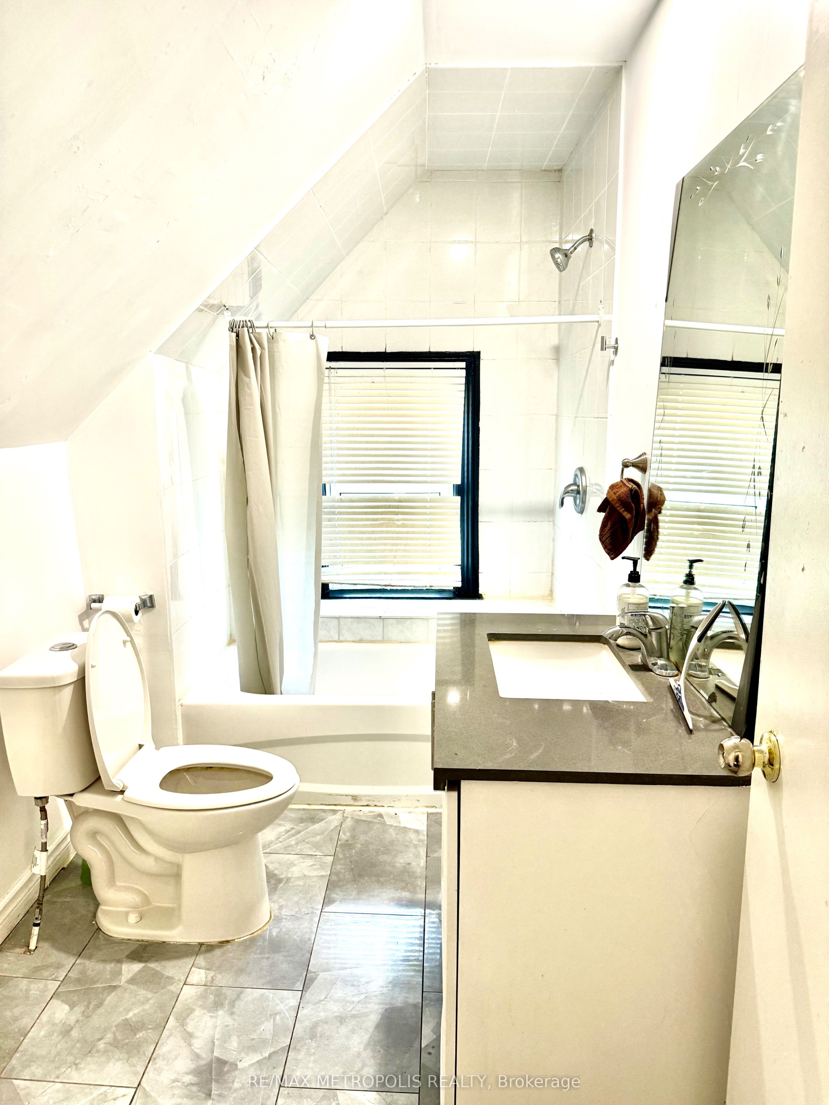 175 Celina Street Property Photo 29