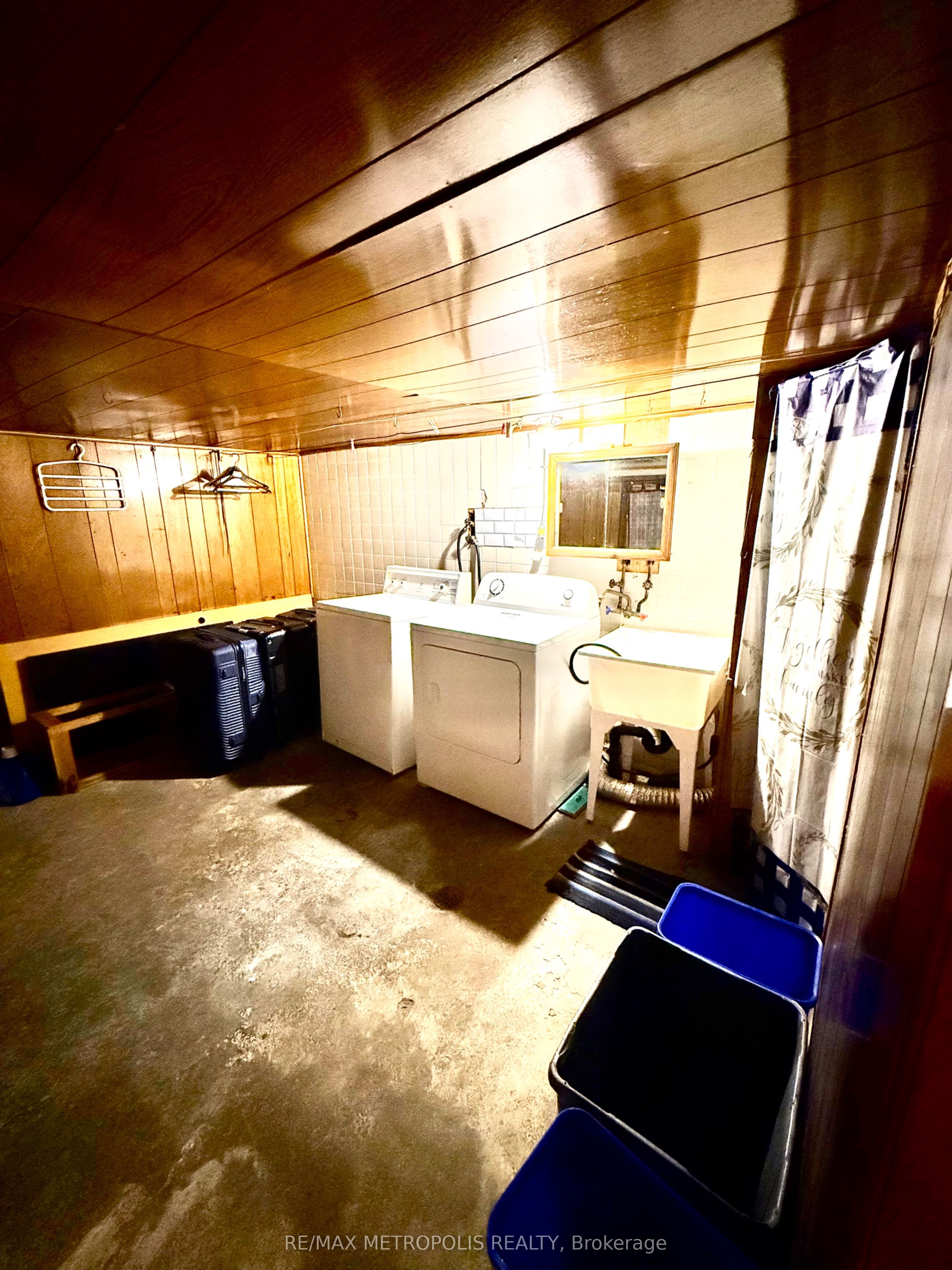 175 Celina Street Property Photo 33