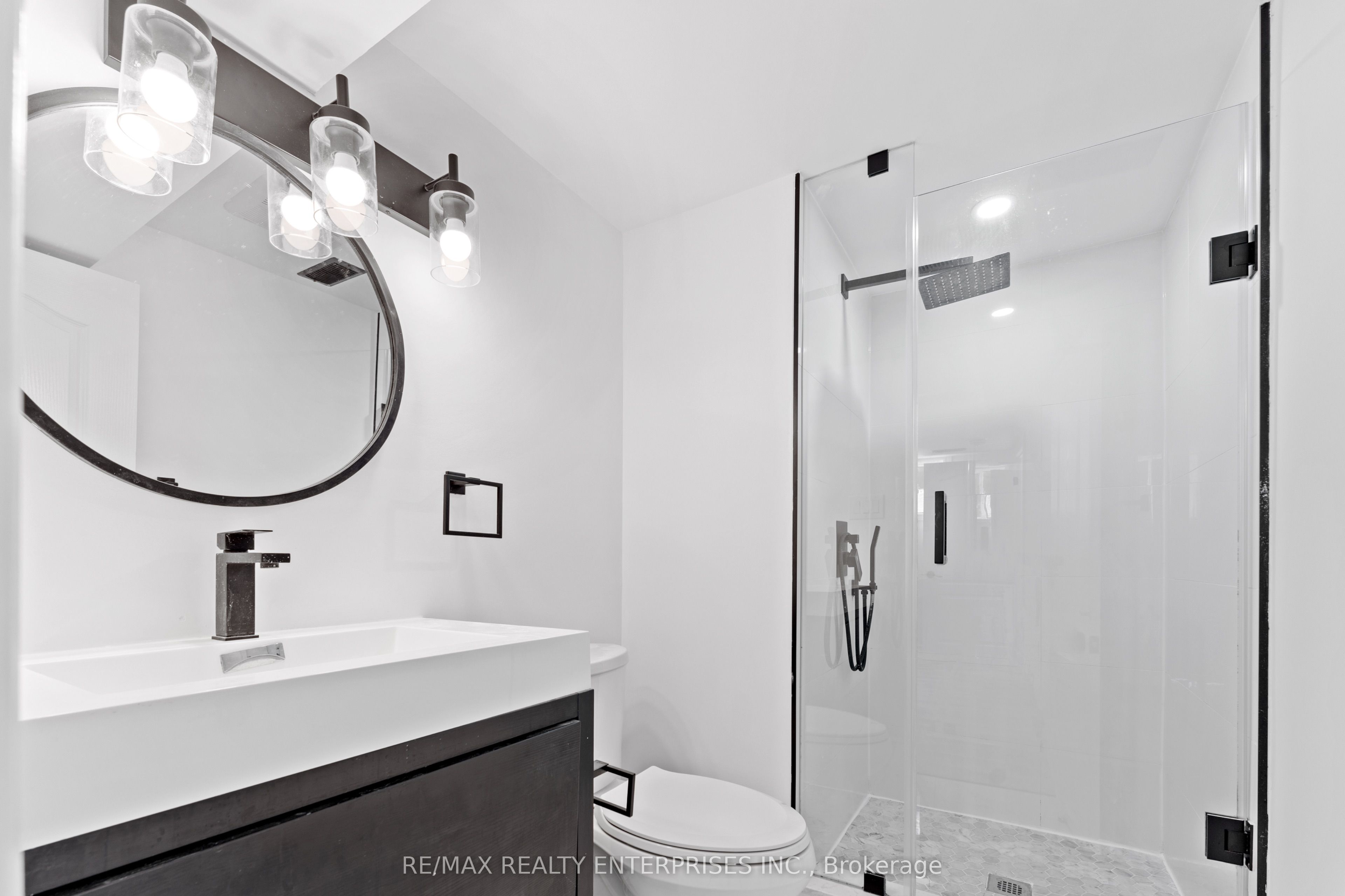 3 Dallyn Crescent Bsmt Property Photo 7