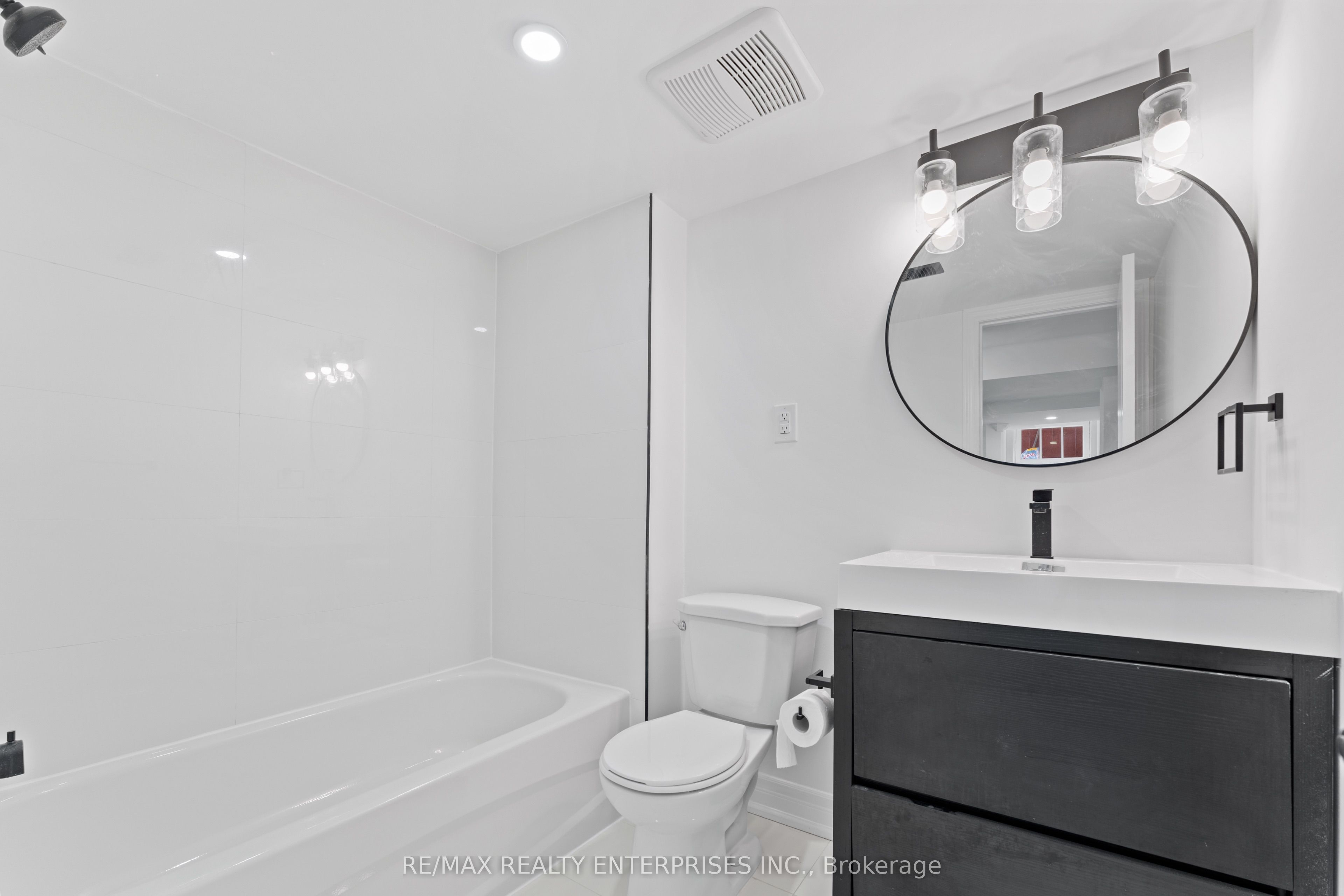 3 Dallyn Crescent Bsmt Property Photo 13