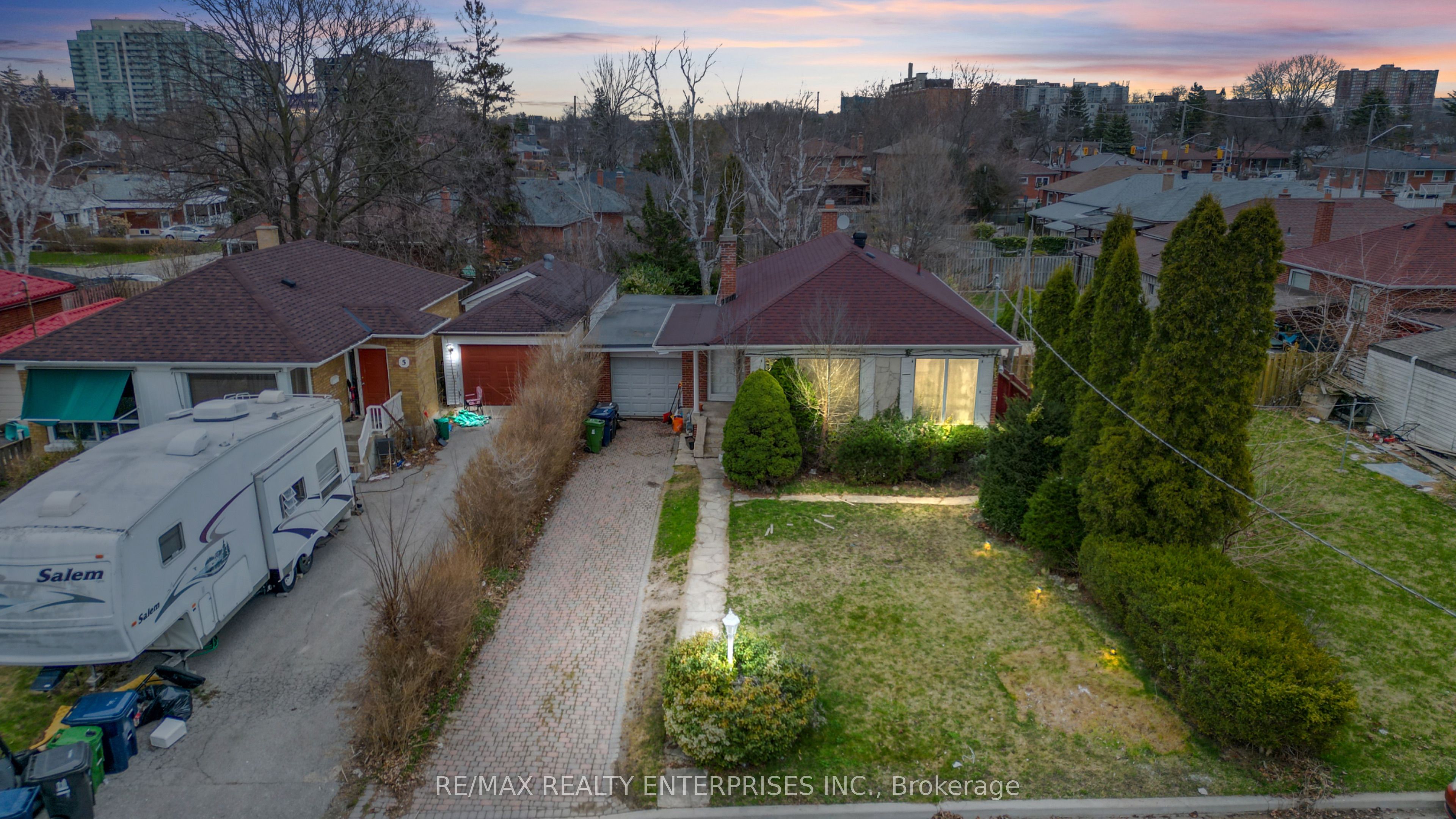 3 Dallyn Crescent Bsmt Property Photo 14