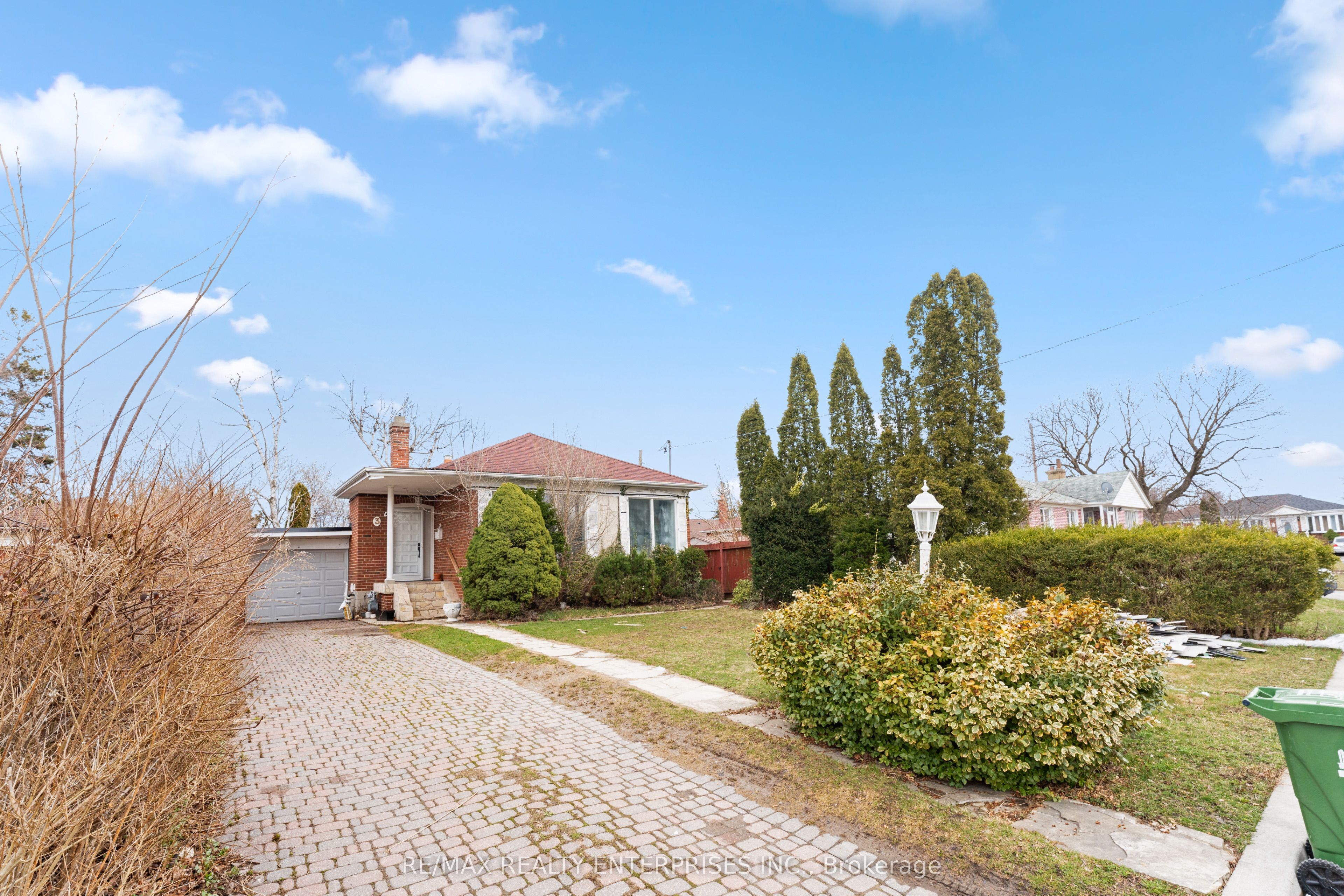 3 Dallyn Crescent Bsmt Property Photo 15