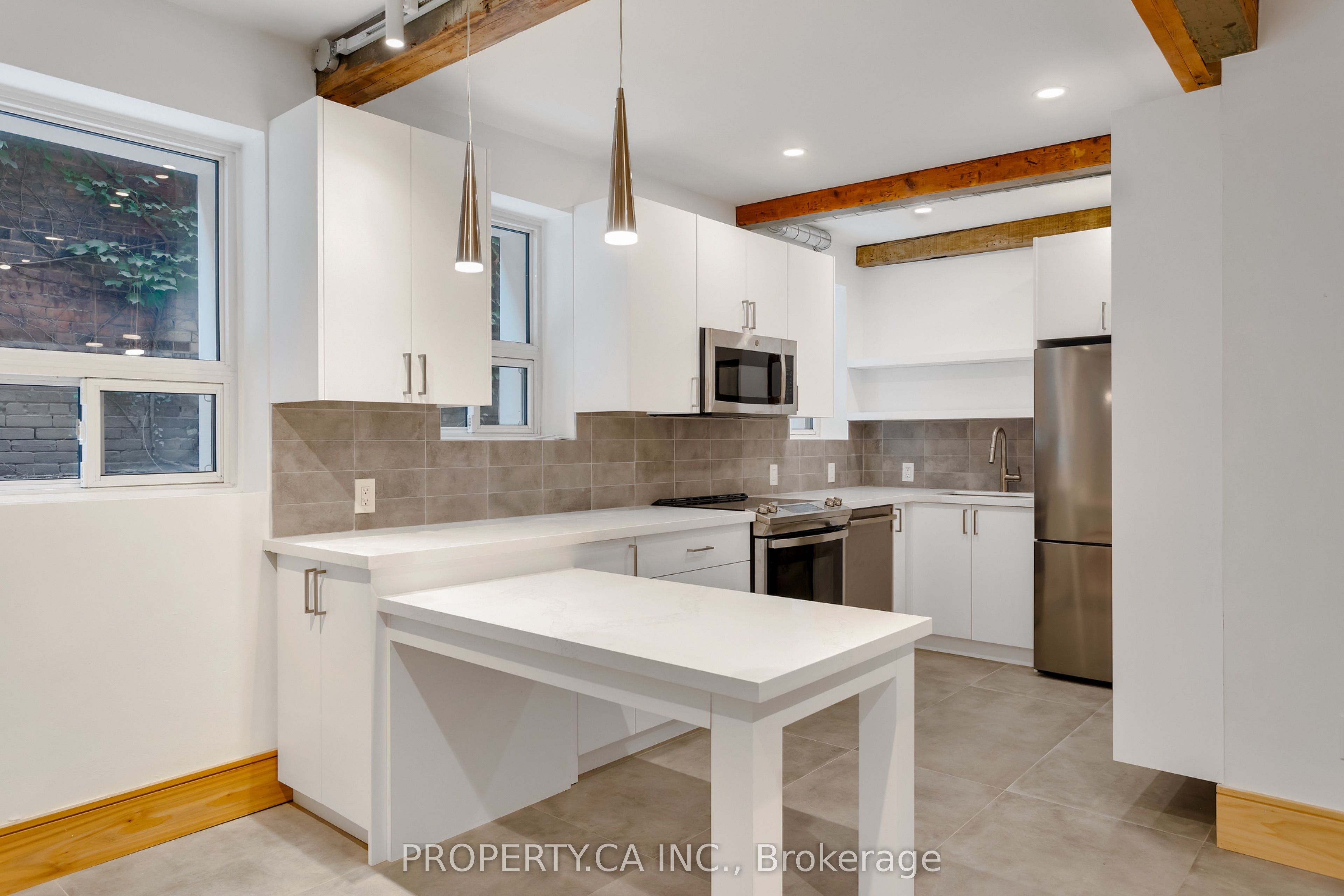 97 Lee Avenue #8 Property Photo 4
