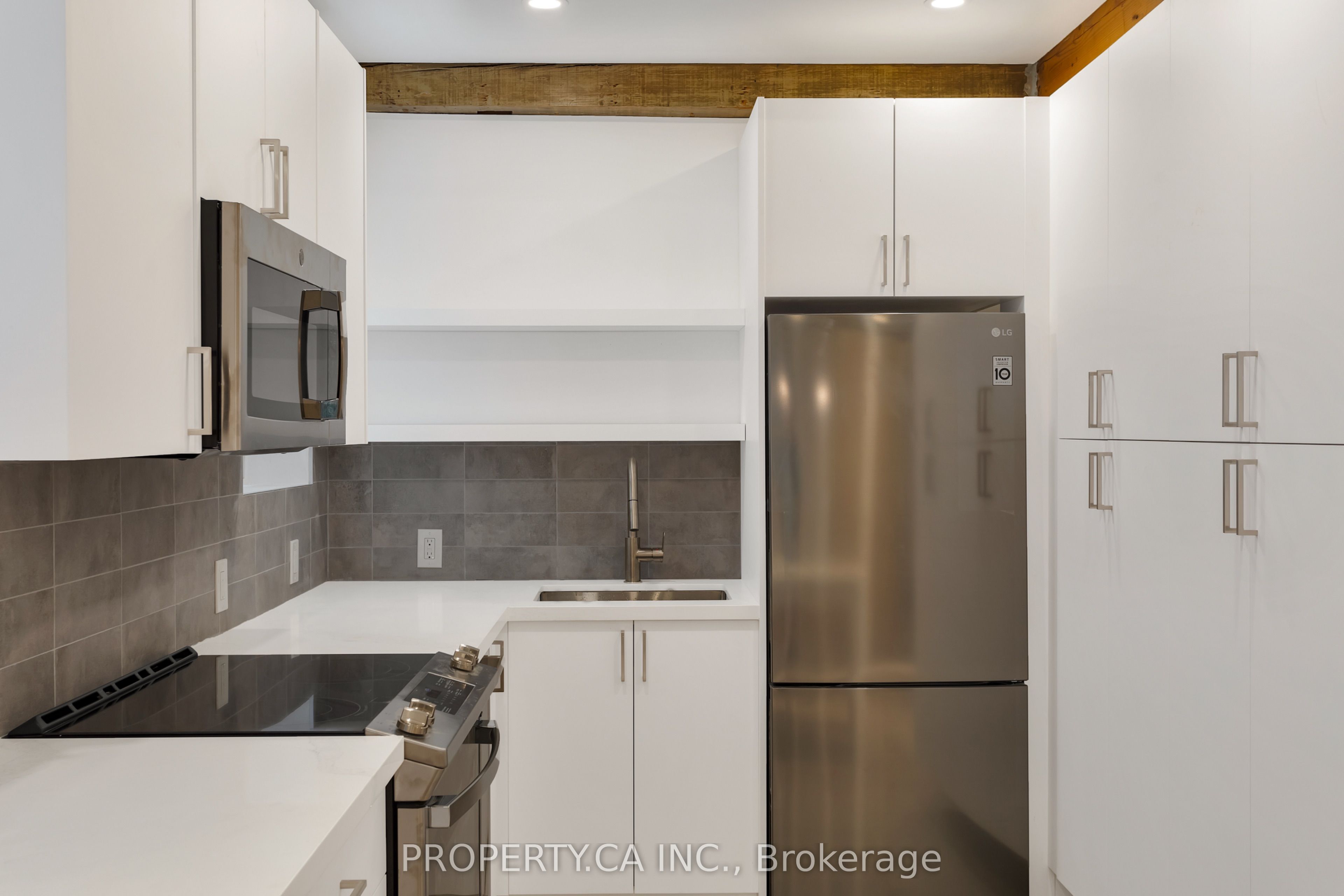 97 Lee Avenue #8 Property Photo 5