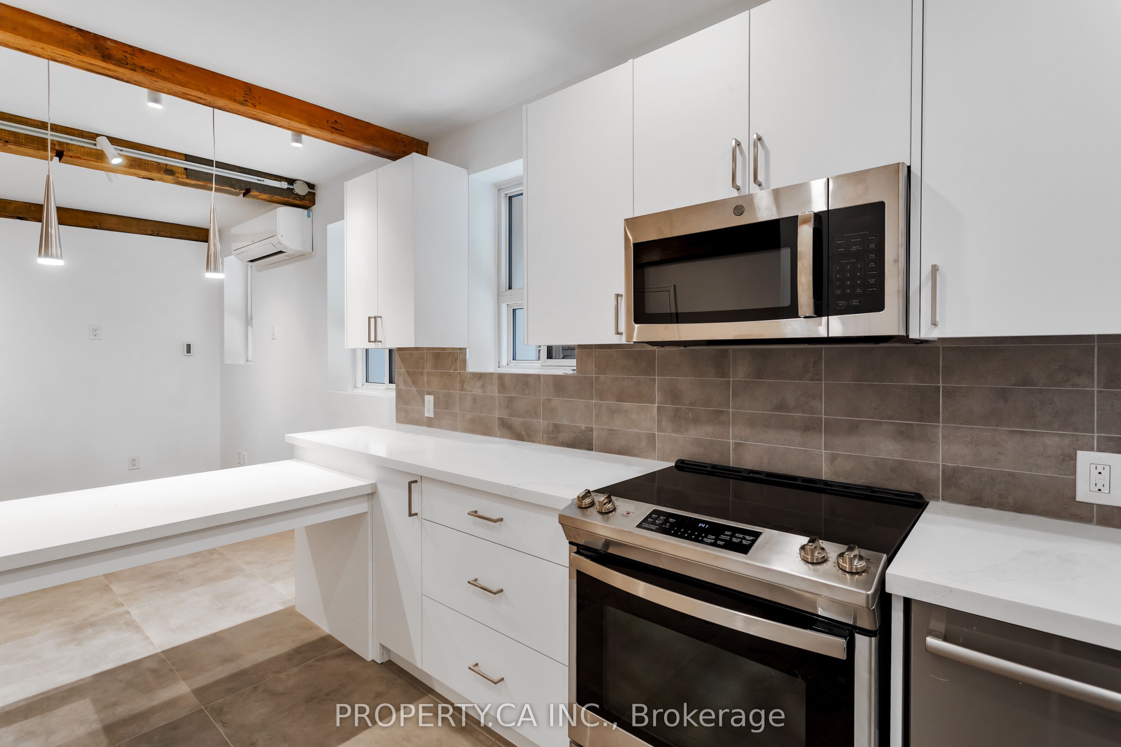 97 Lee Avenue #8 Property Photo 8