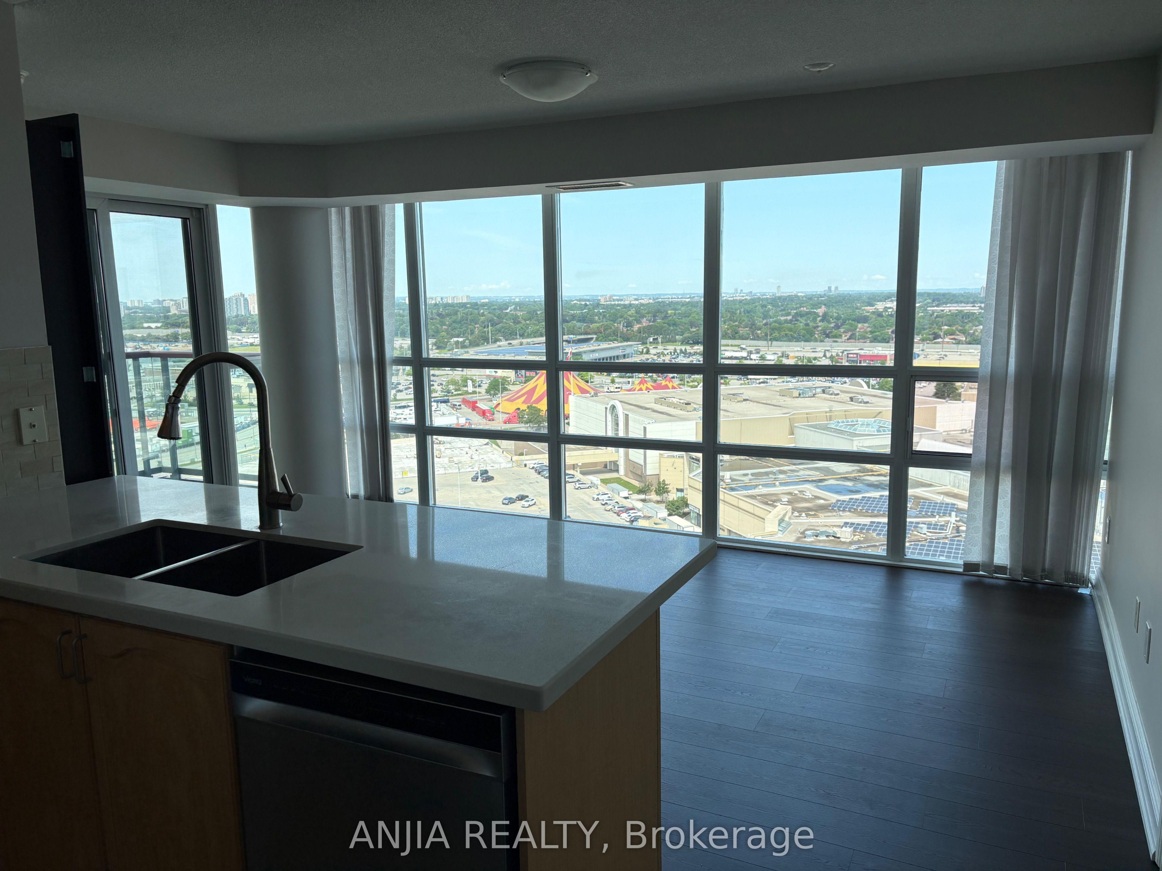 60 Brian Harrison Way 1804 Property Photo 2