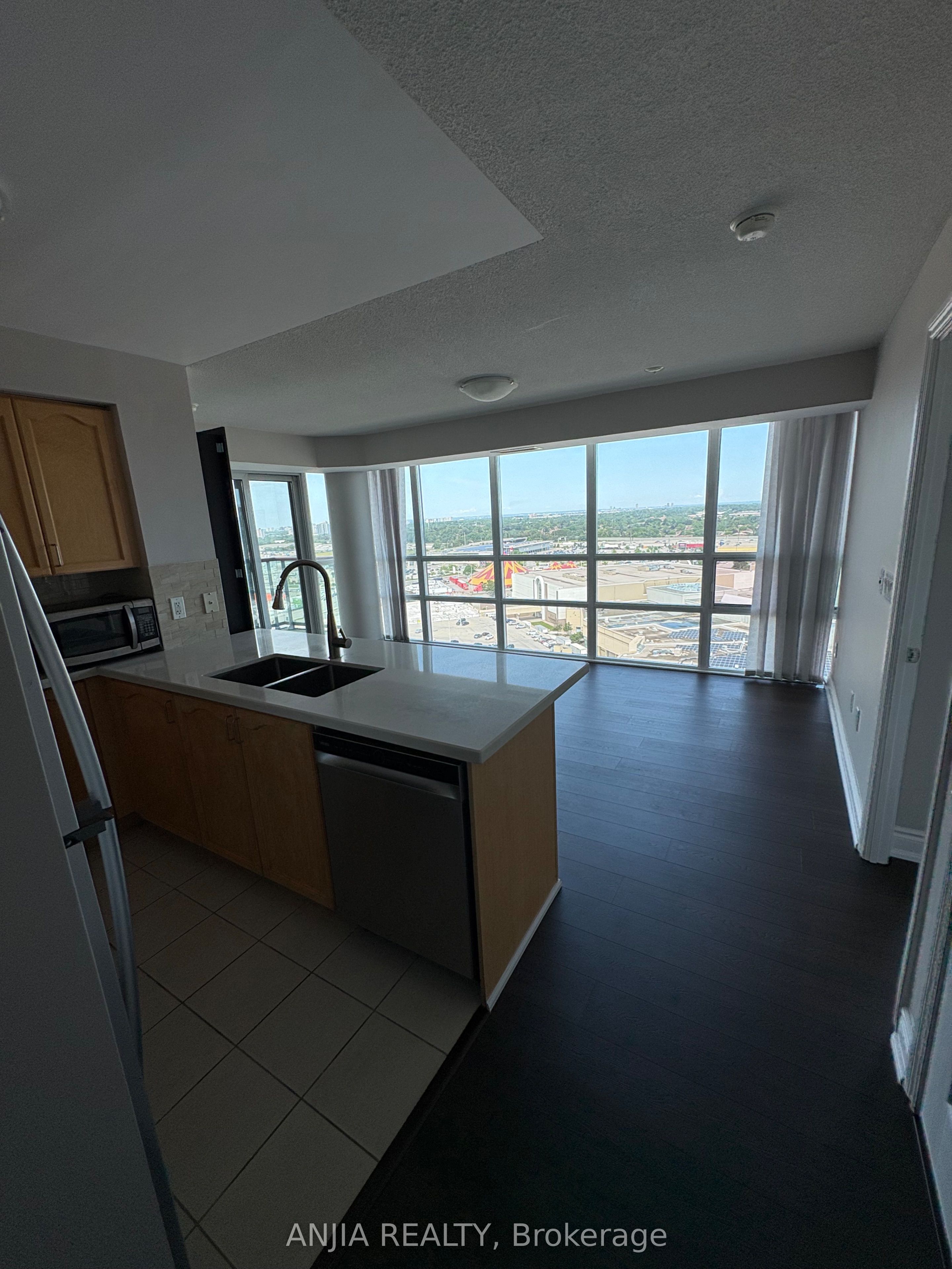 60 Brian Harrison Way 1804 Property Photo 5