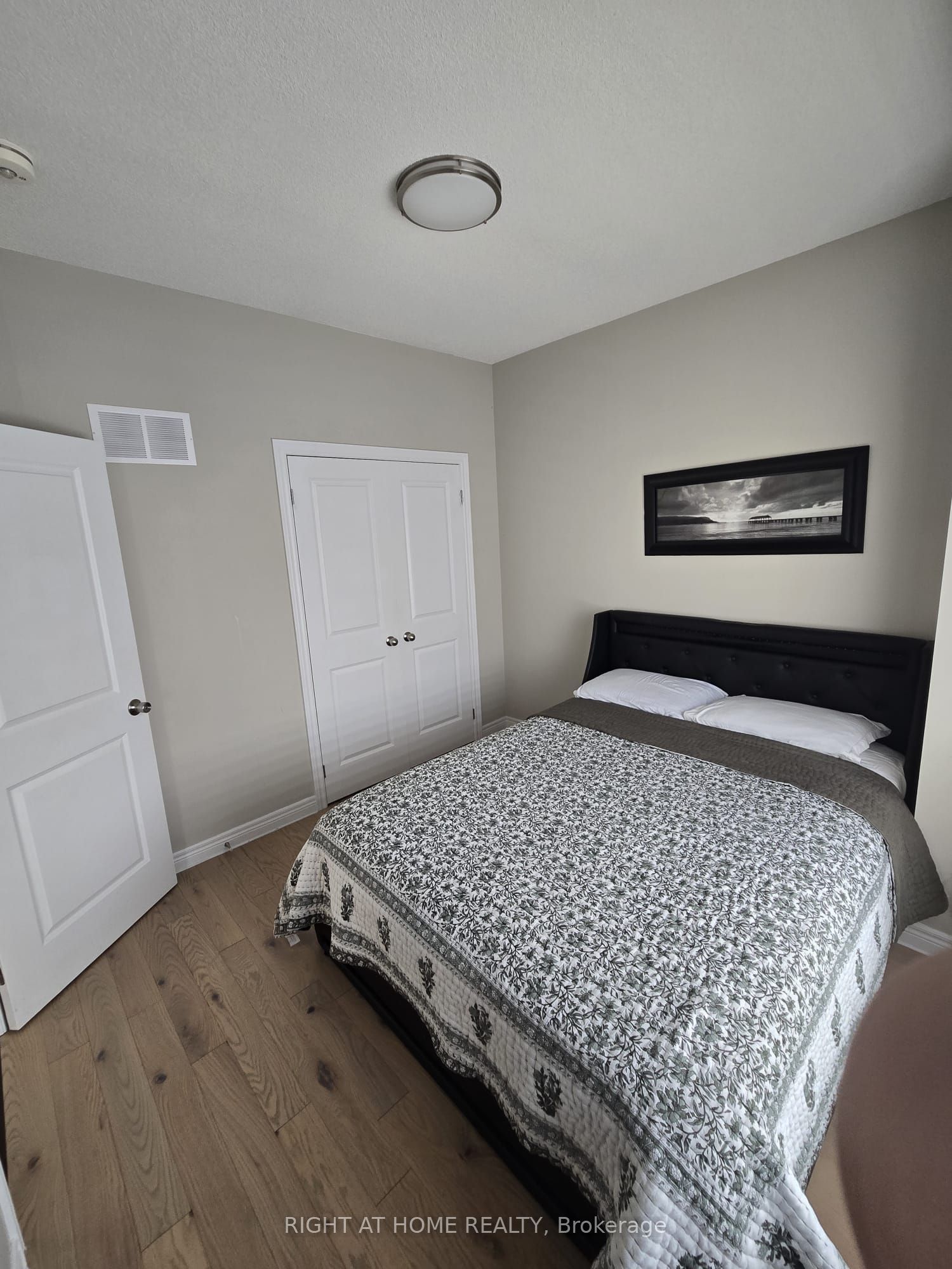 14 Ogston Crescent Property Photo 14
