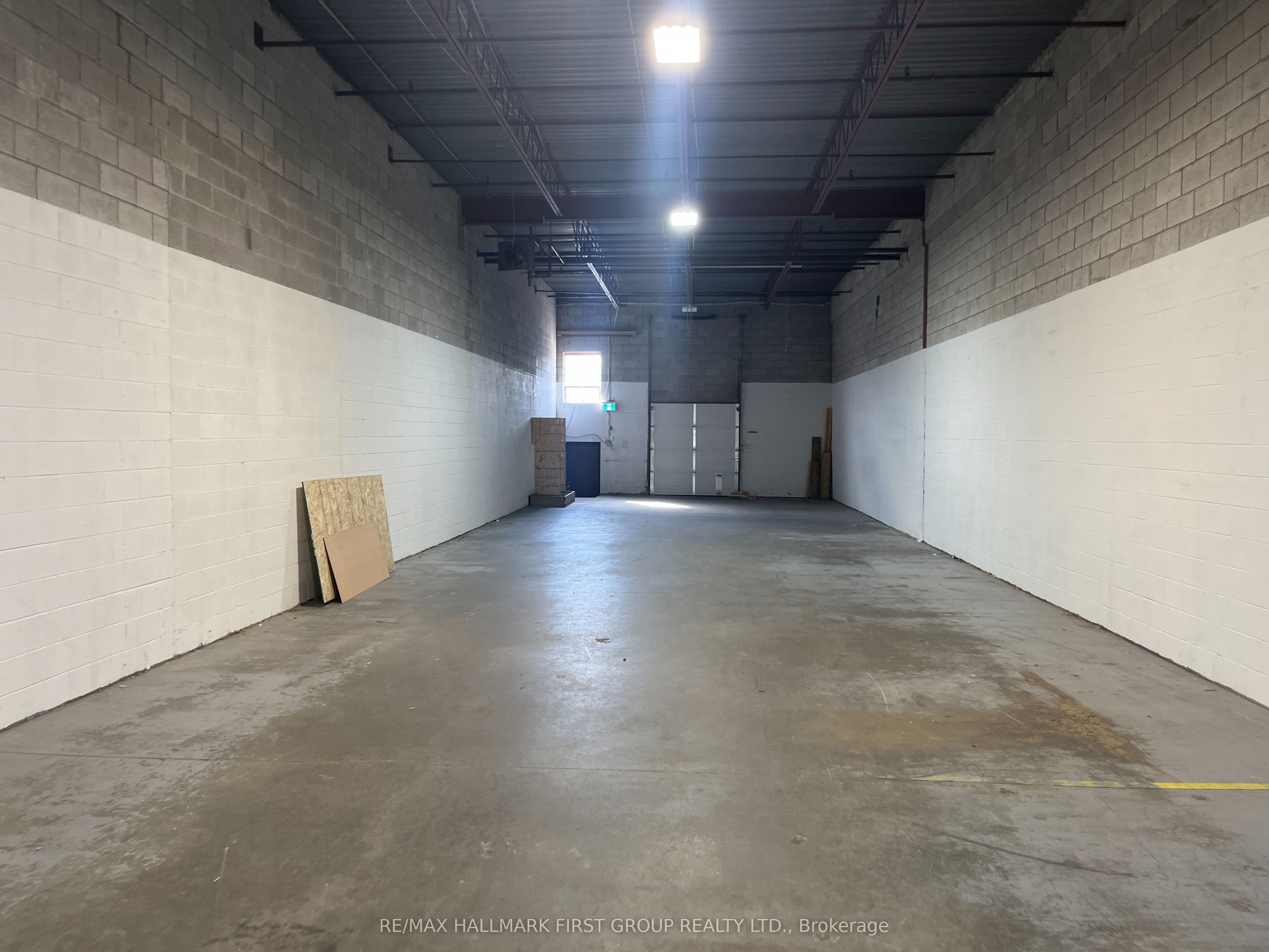 1750 Plummer Street 16 Property Photo 18