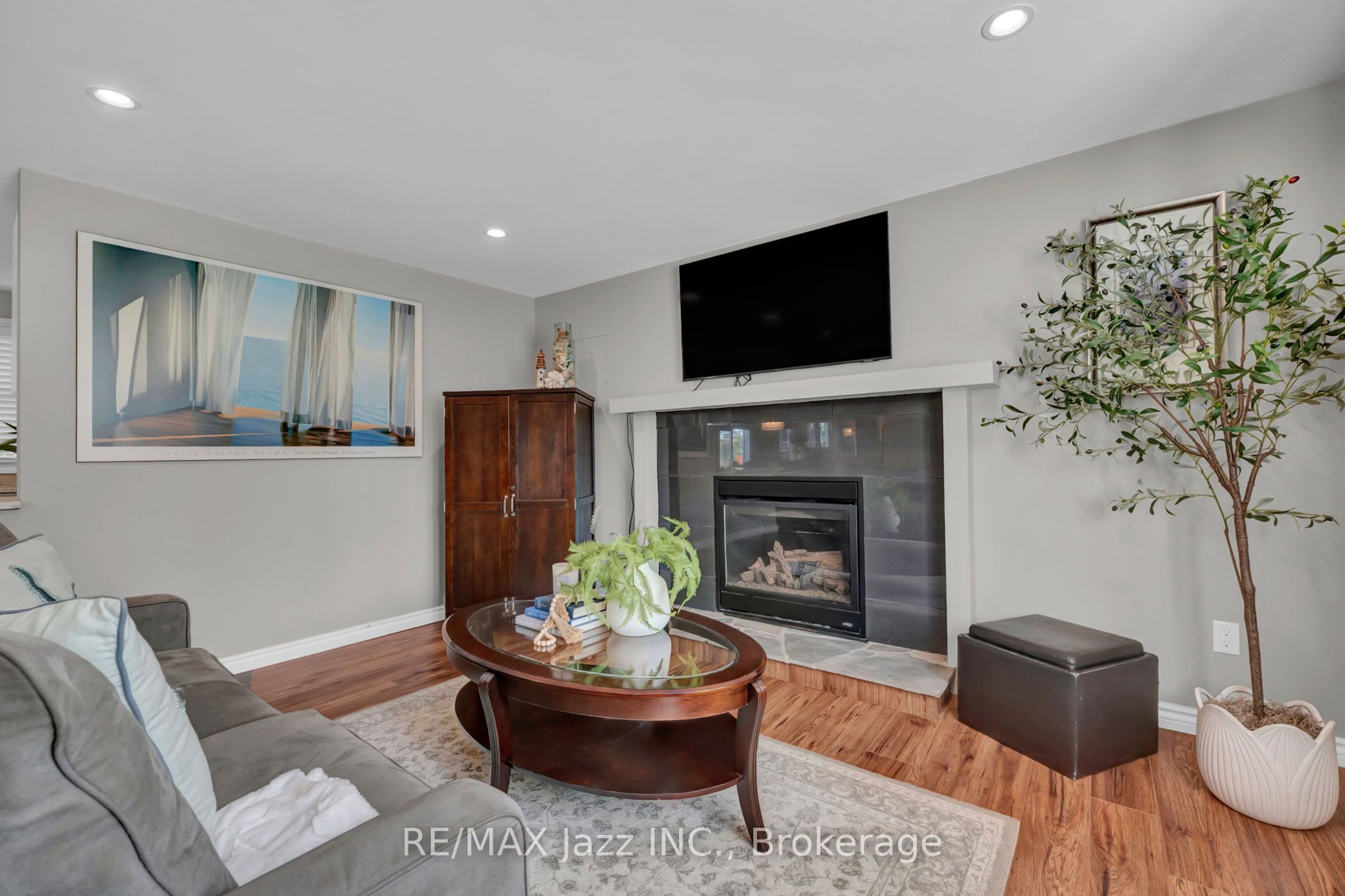 8 Wheelhouse Drive Property Photo 7