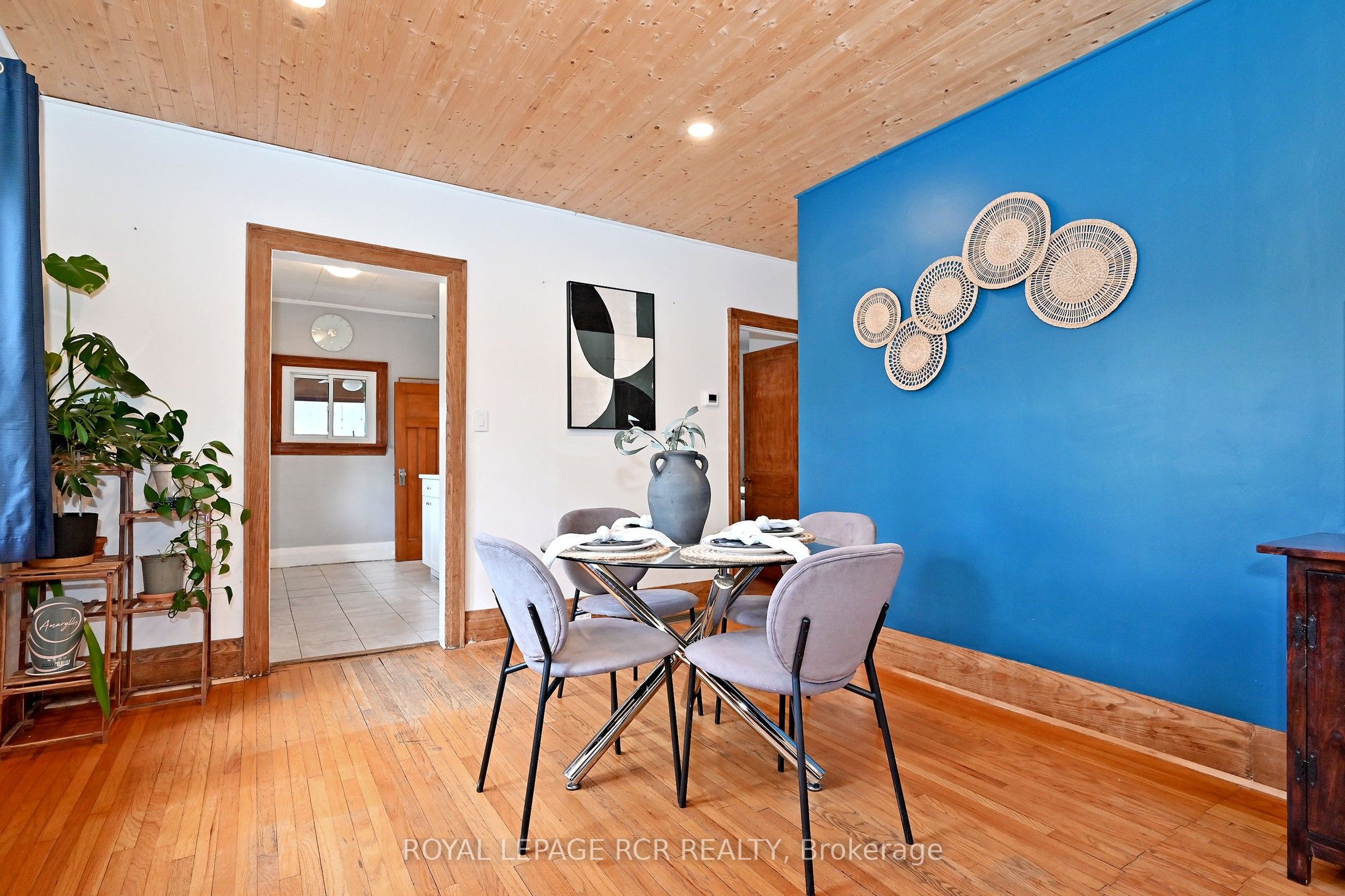 116 Buckingham Avenue Property Photo 6