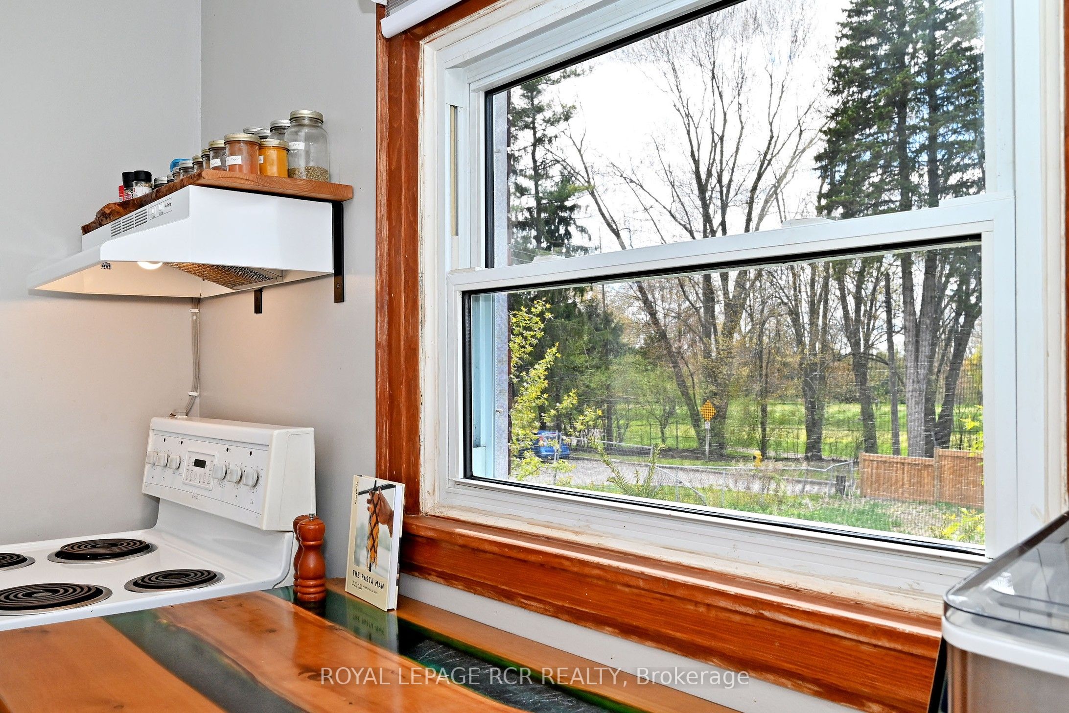 116 Buckingham Avenue Property Photo 12