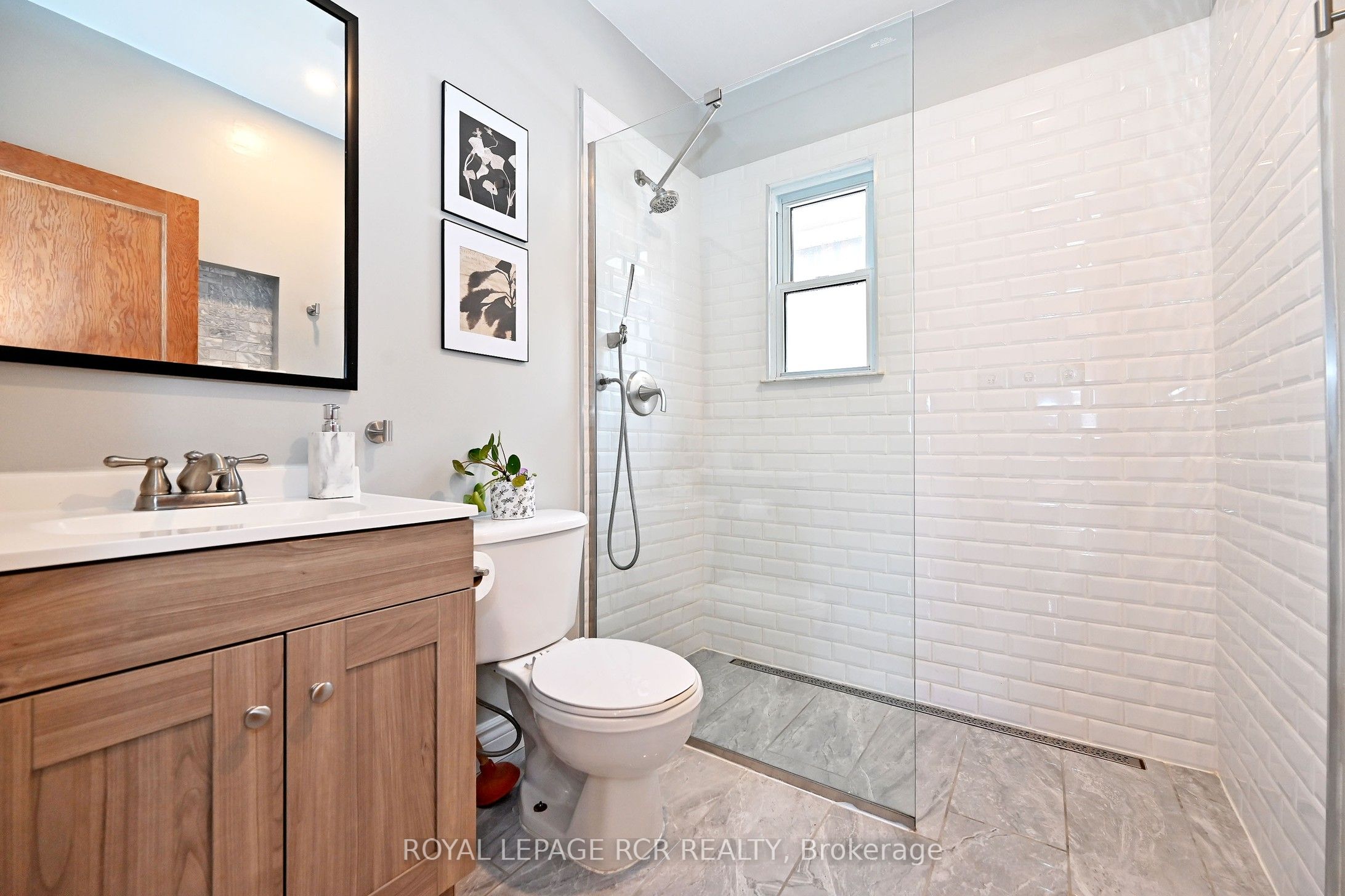 116 Buckingham Avenue Property Photo 20