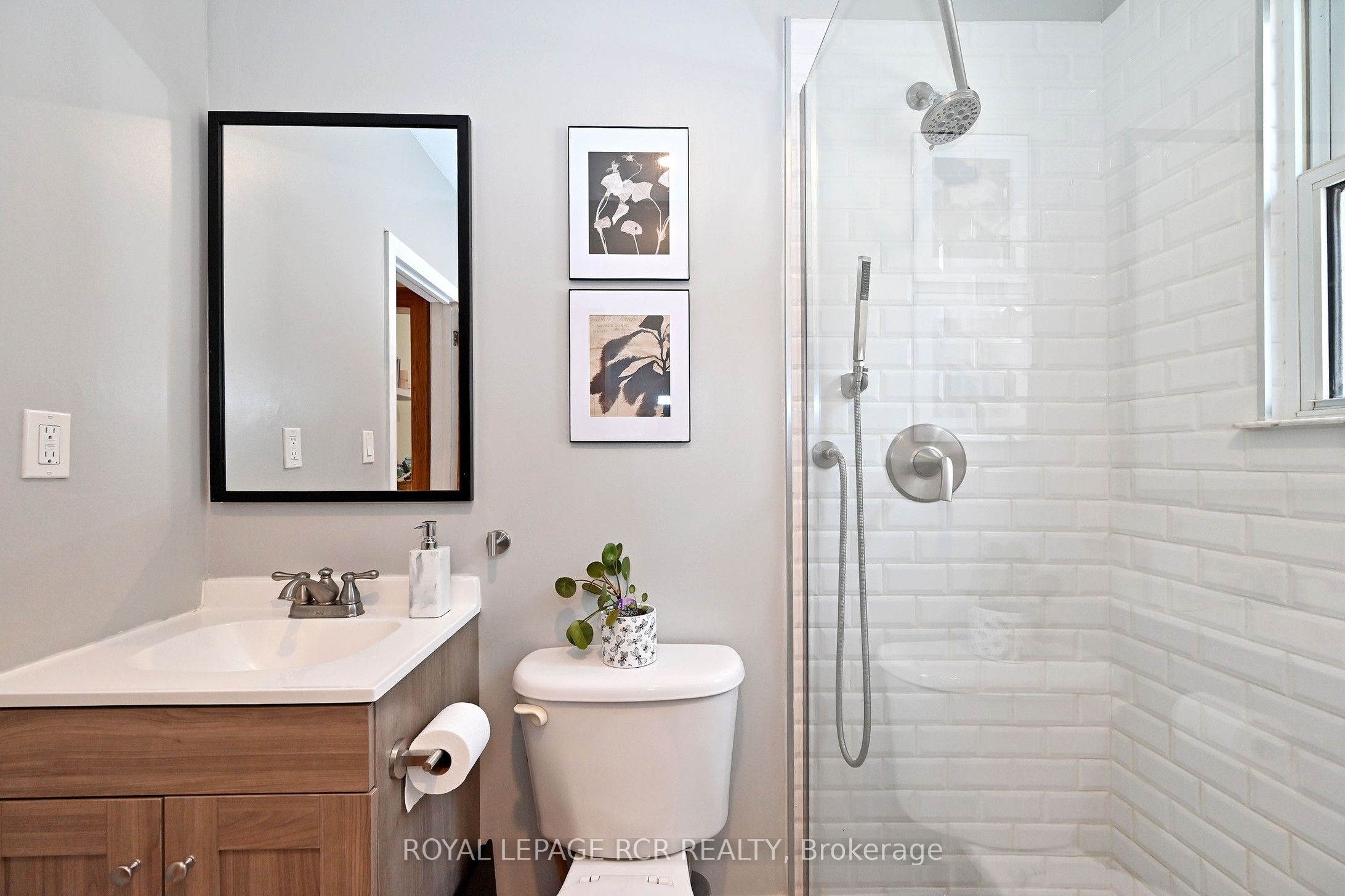 116 Buckingham Avenue Property Photo 22