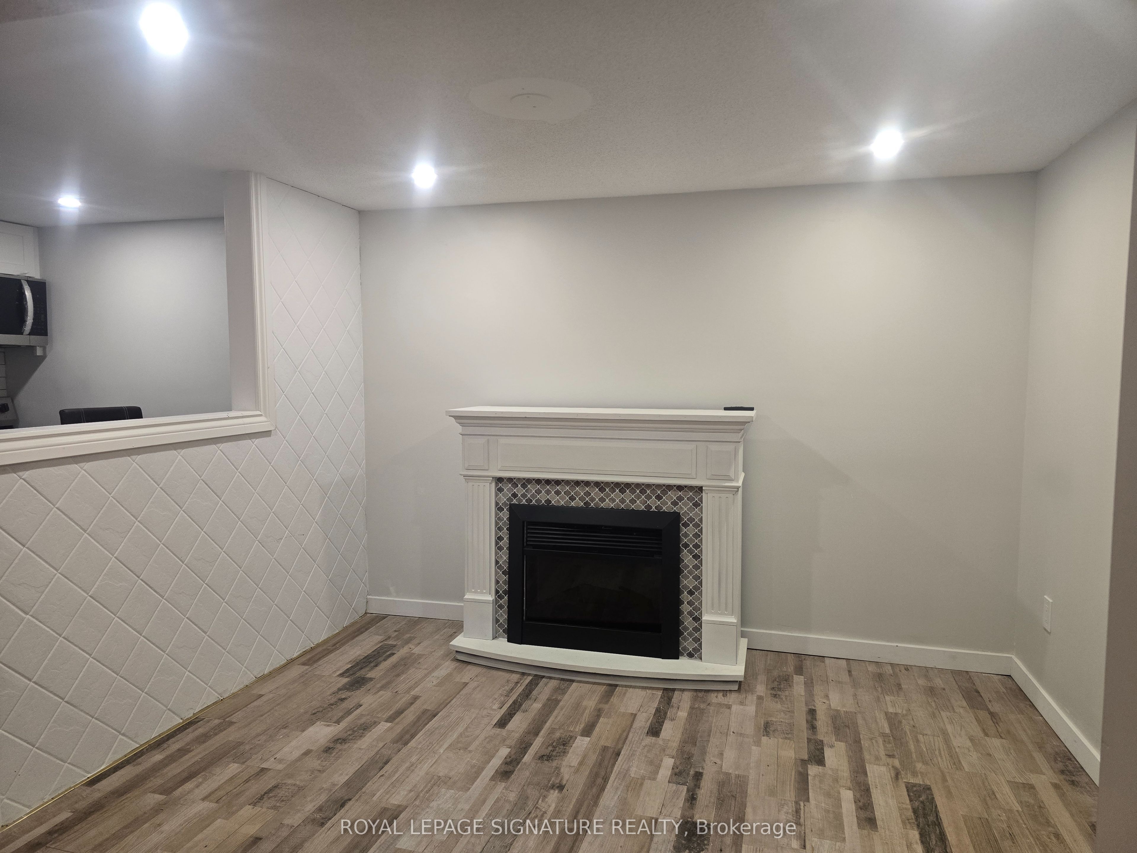 211 Glen Hill Drive Lower Property Photo 7
