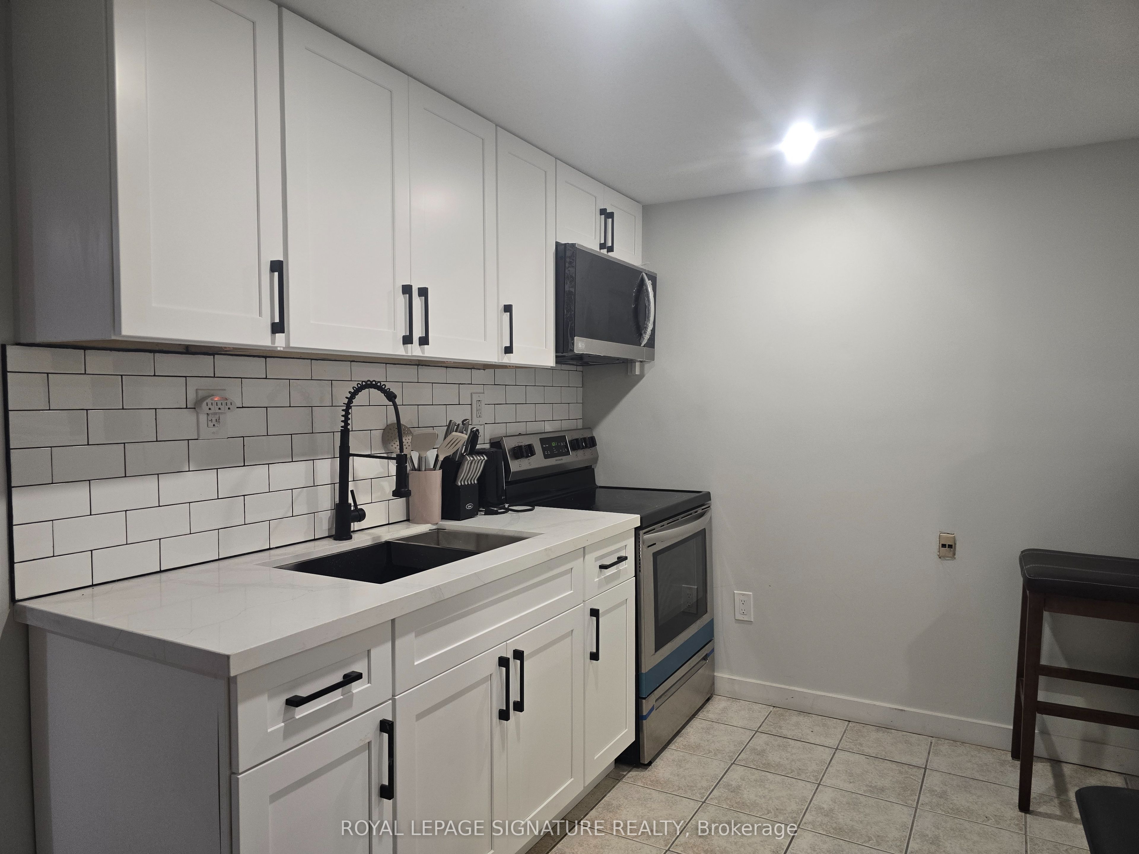 211 Glen Hill Drive Lower Property Photo 8