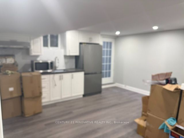 111 N Steppingstone Trail Property Photo 3