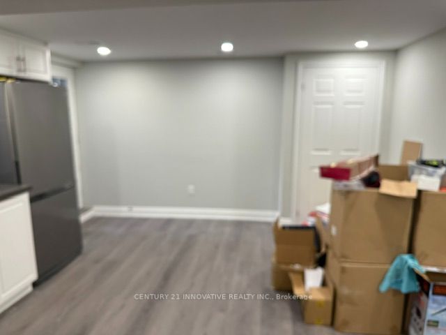 111 N Steppingstone Trail Property Photo 4