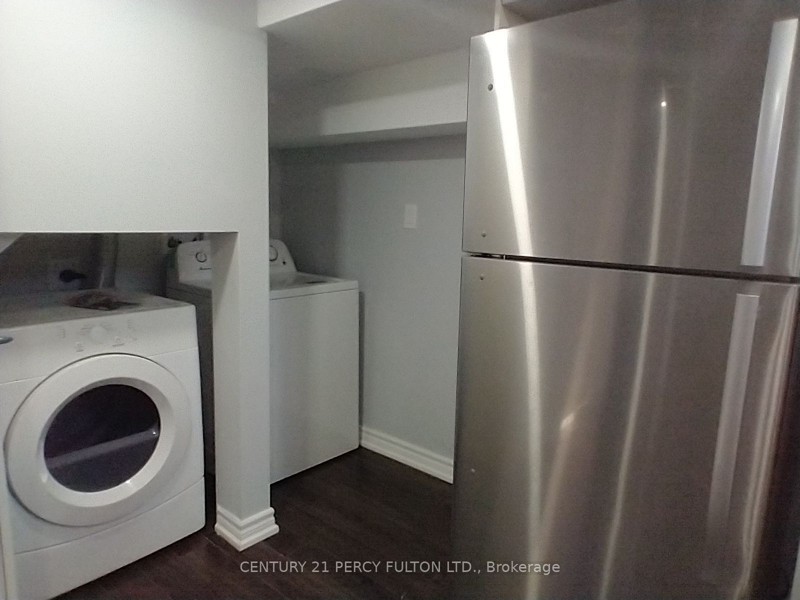 401 Anderson Street Property Photo 5