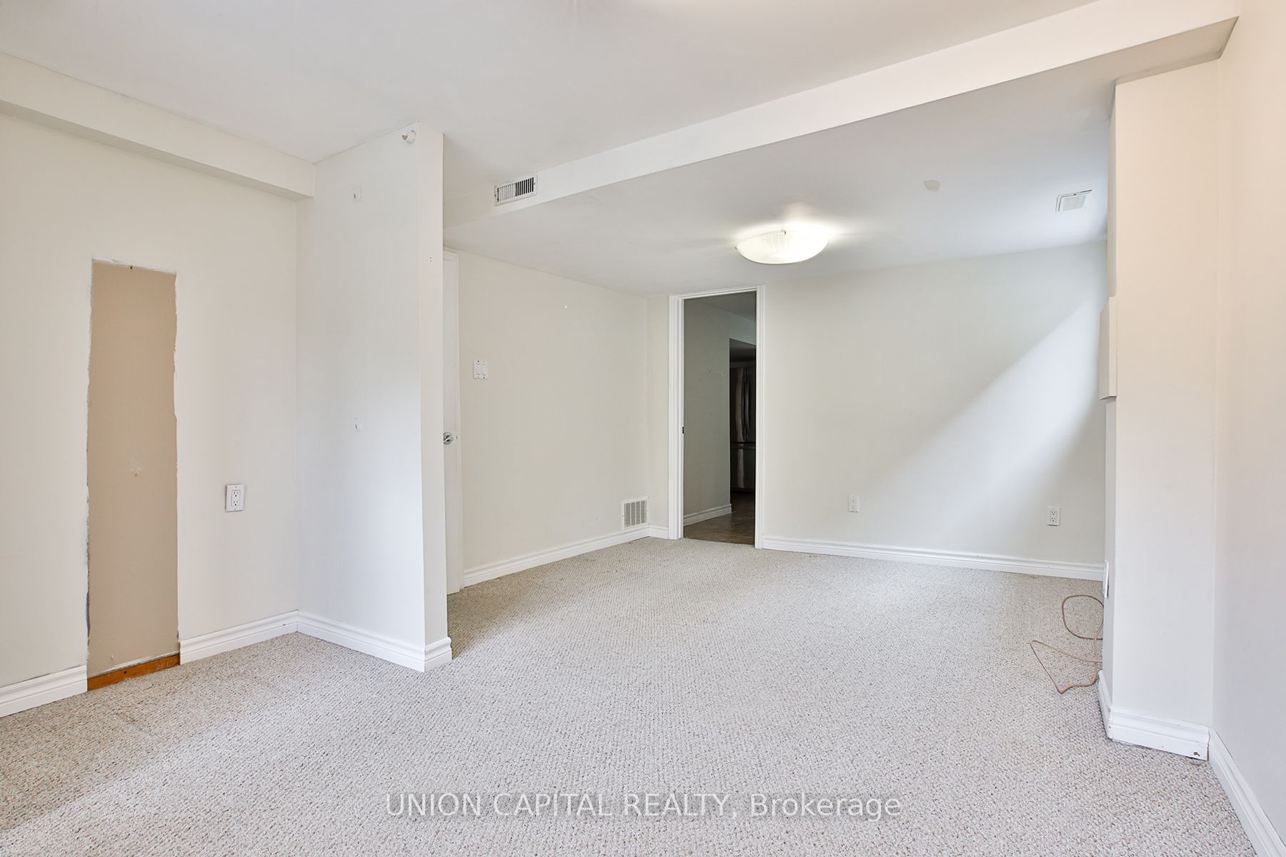 50 Wichey Road Lower Property Photo 7