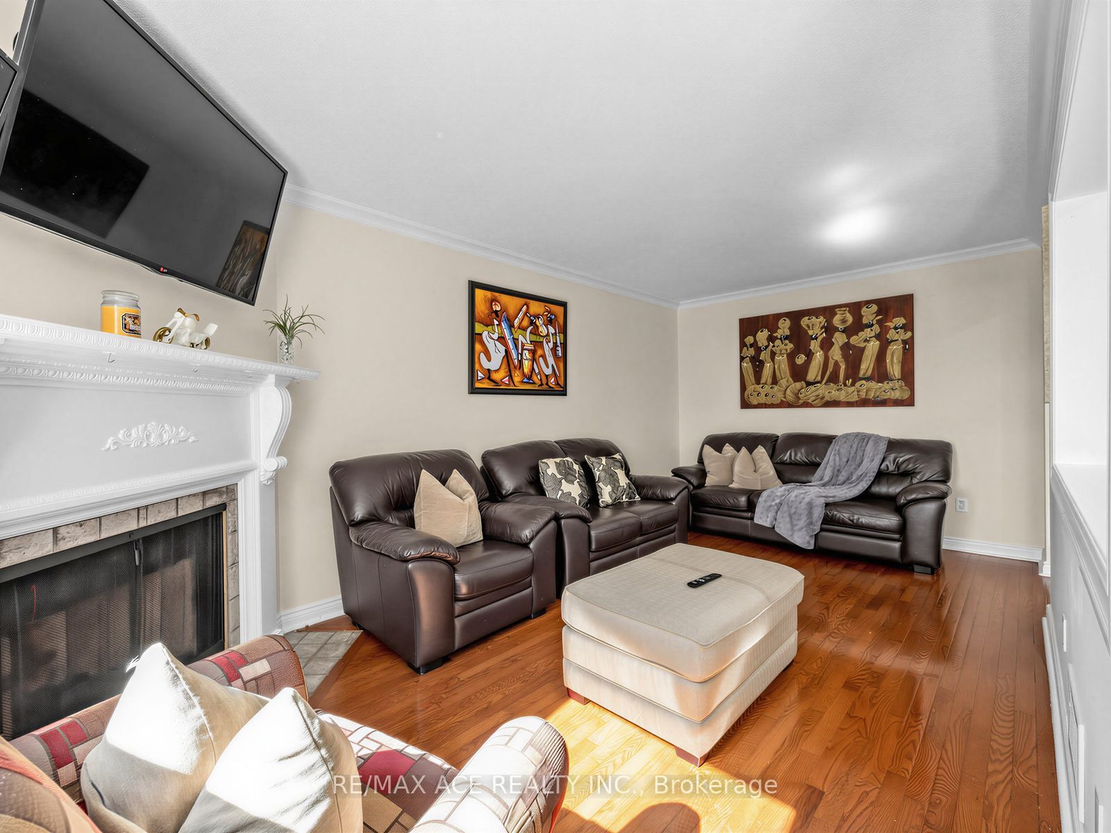 53 Howes Street Property Photo 6