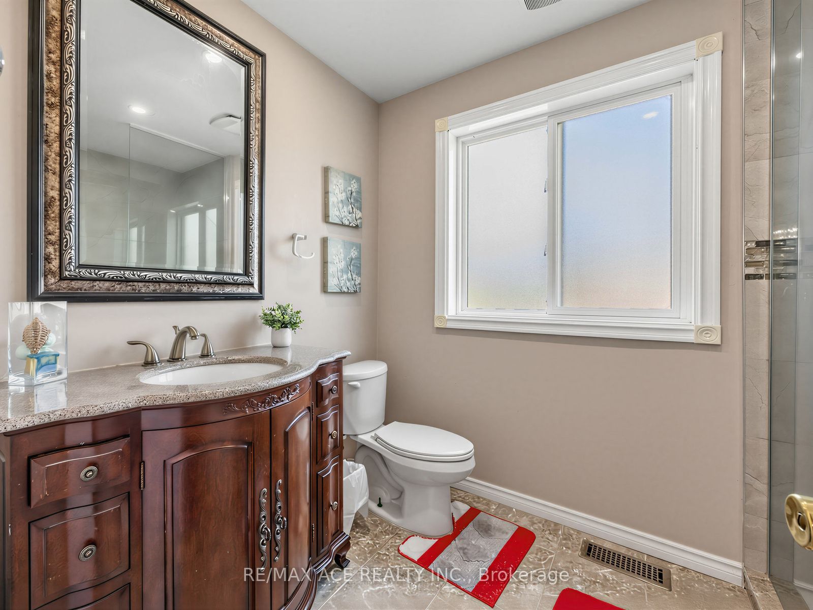 53 Howes Street Property Photo 17