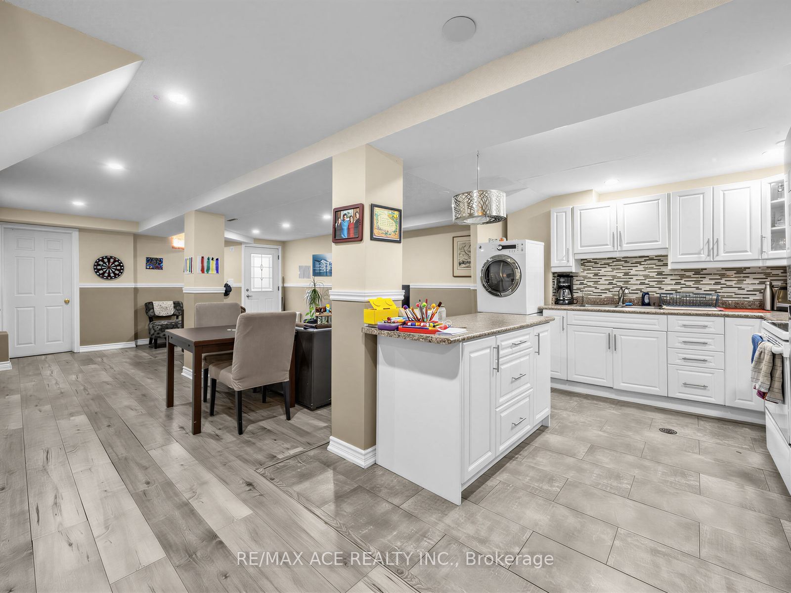 53 Howes Street Property Photo 27