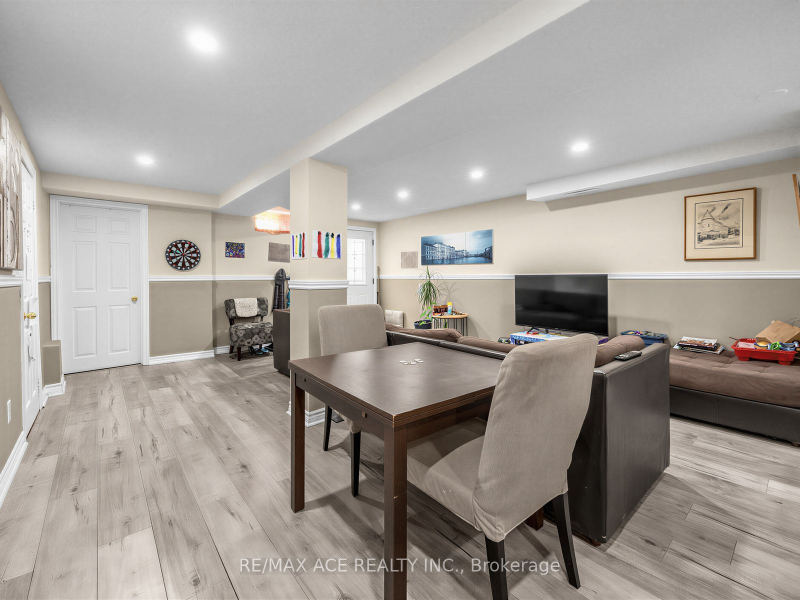53 Howes Street Property Photo 28