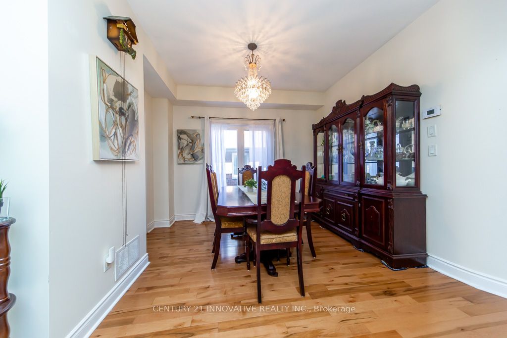 2504 W Prestonvale Road Property Photo 6