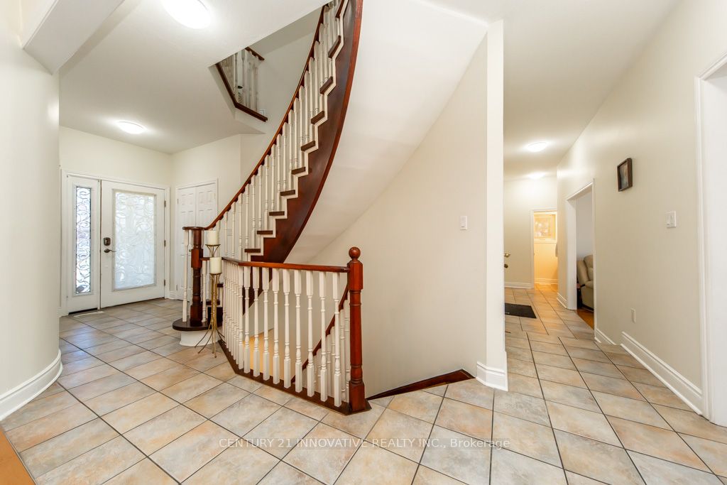 2504 W Prestonvale Road Property Photo 7