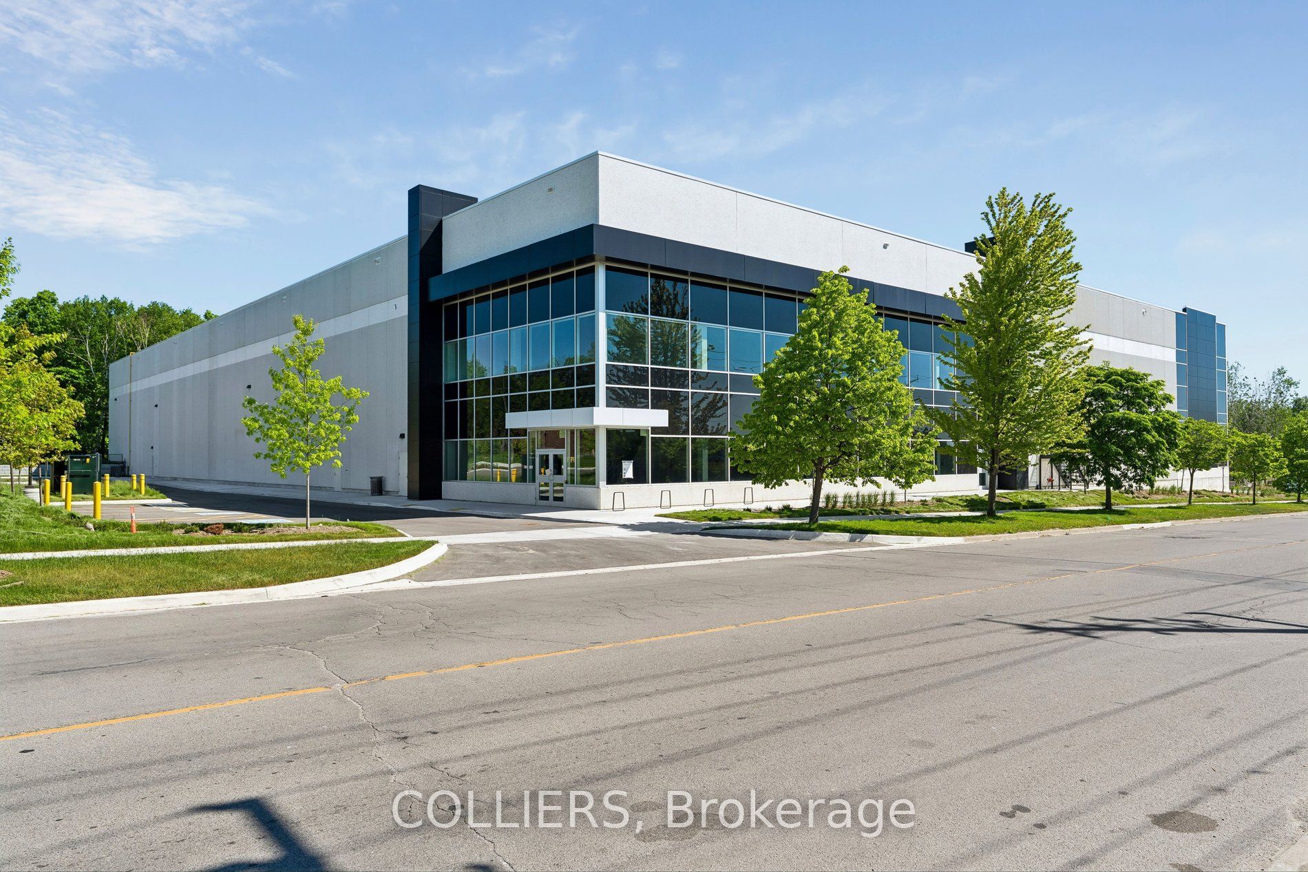 610 Coronation Drive Picture