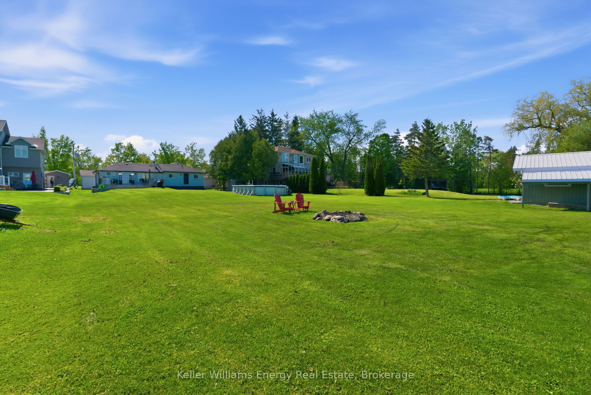 67 Edgewood Crescent Property Photo 4